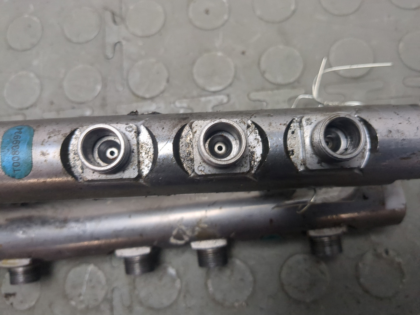 Рейка топливная (рампа)