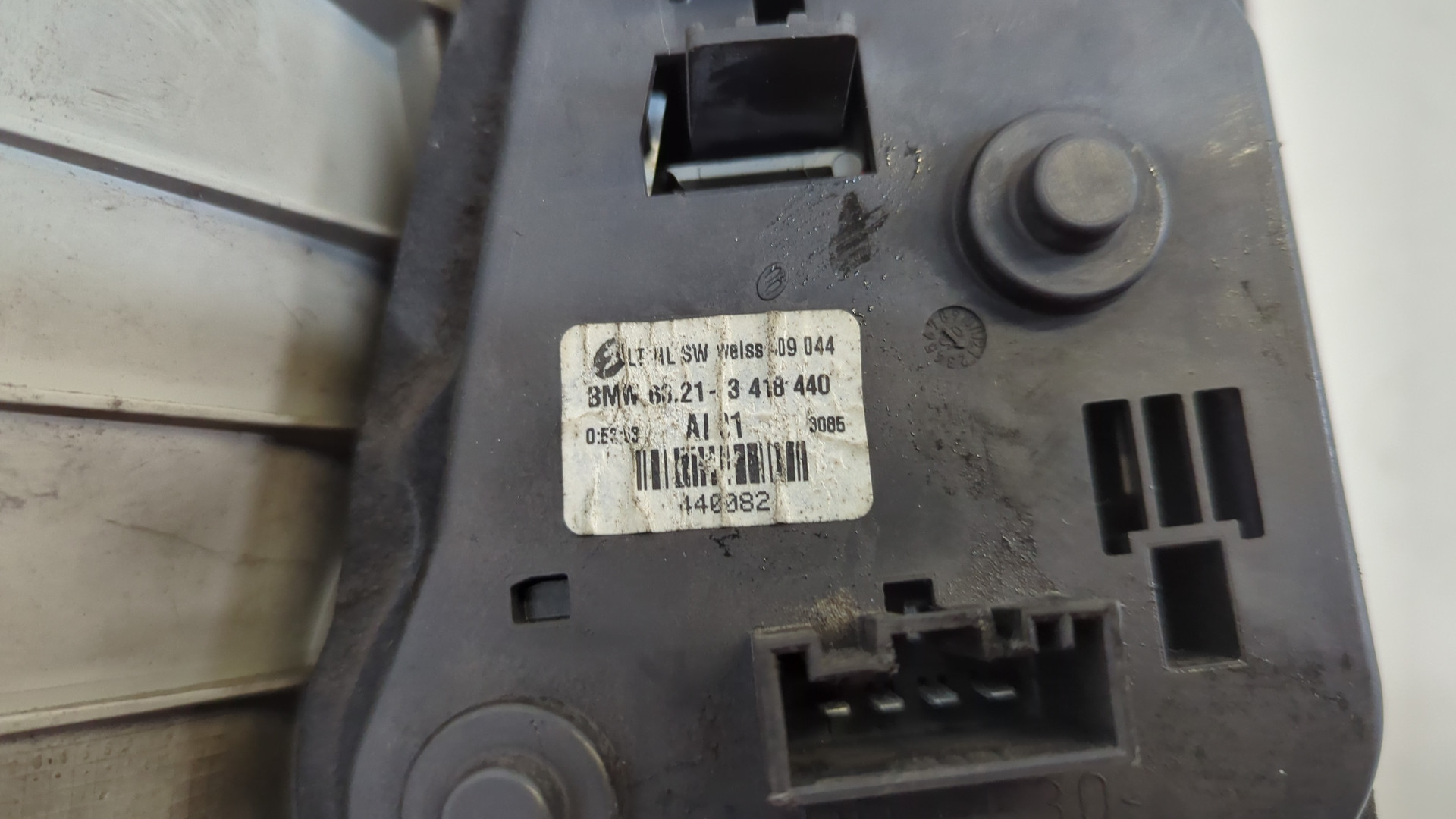 Фонарь задний правый