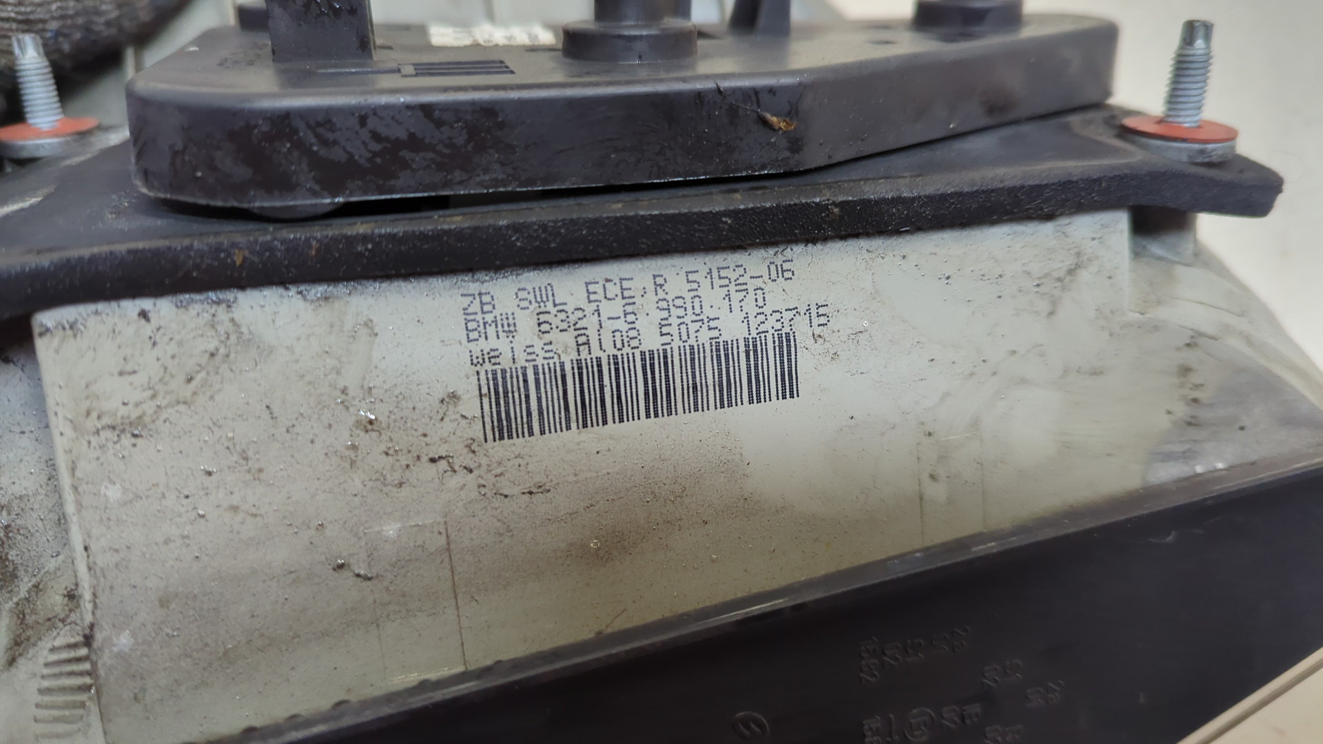 Фонарь задний правый