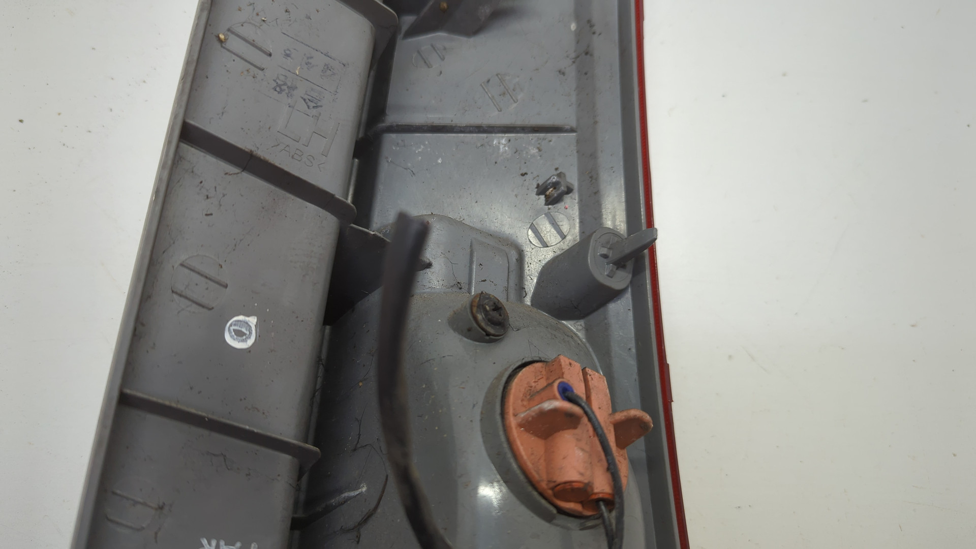 Фонарь задний левый