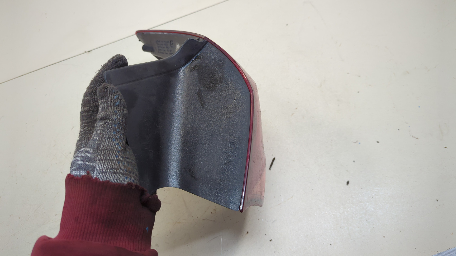 Фонарь задний правый