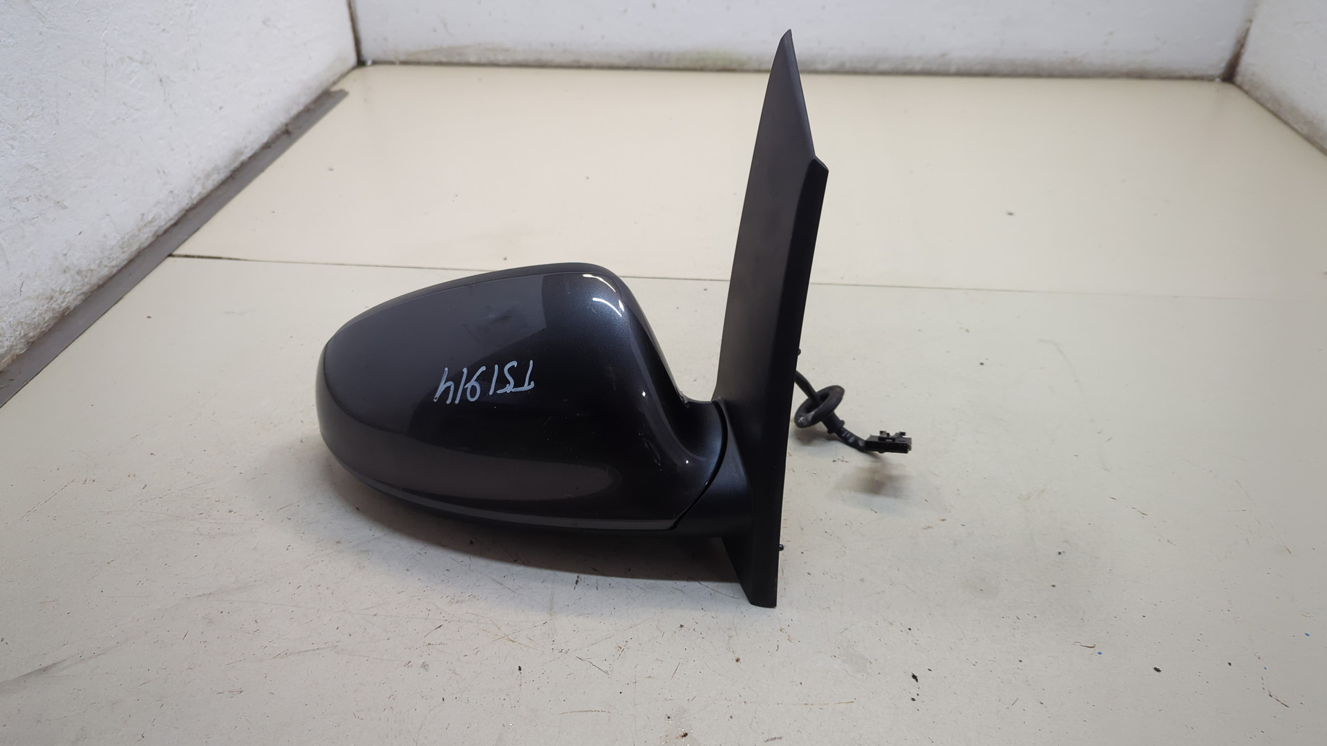 Зеркало правое электрическое