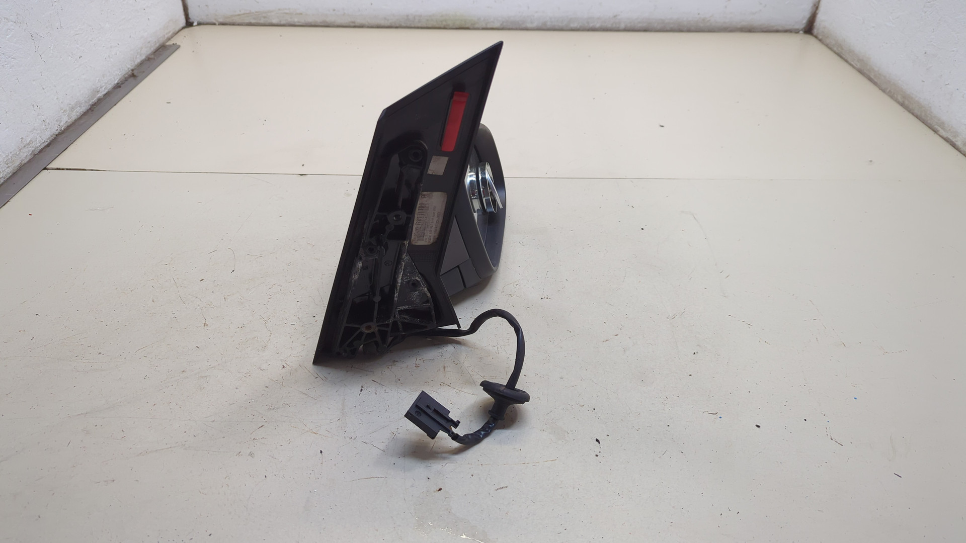 Зеркало правое электрическое