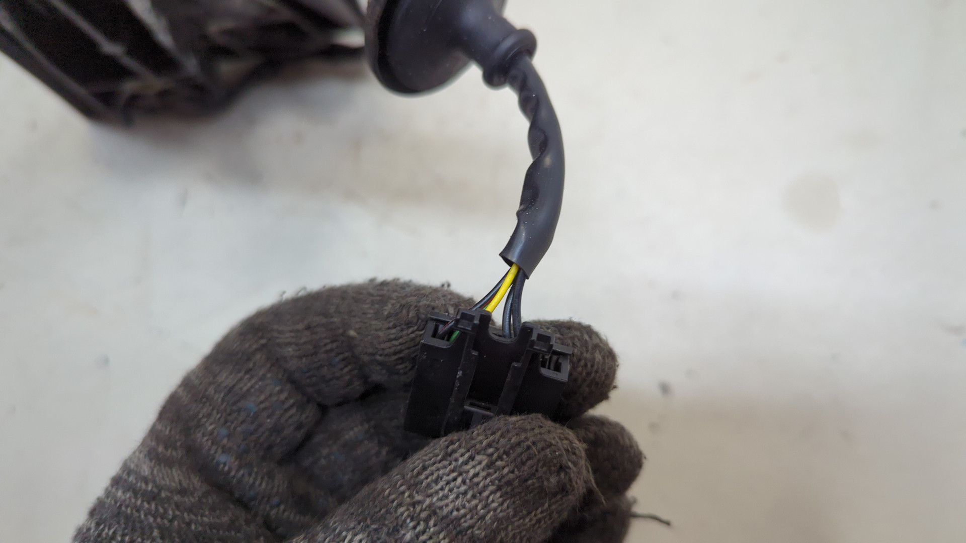 Зеркало правое электрическое