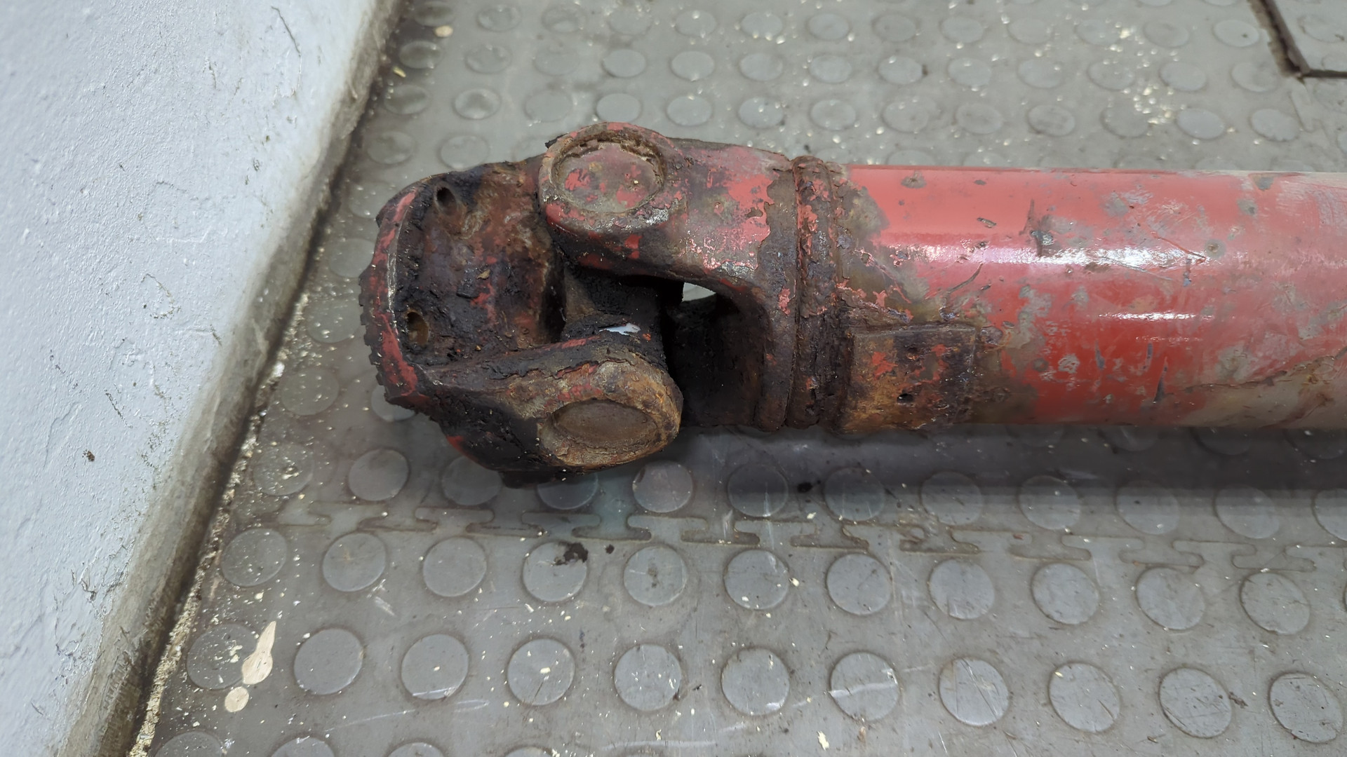 Вал карданный задний