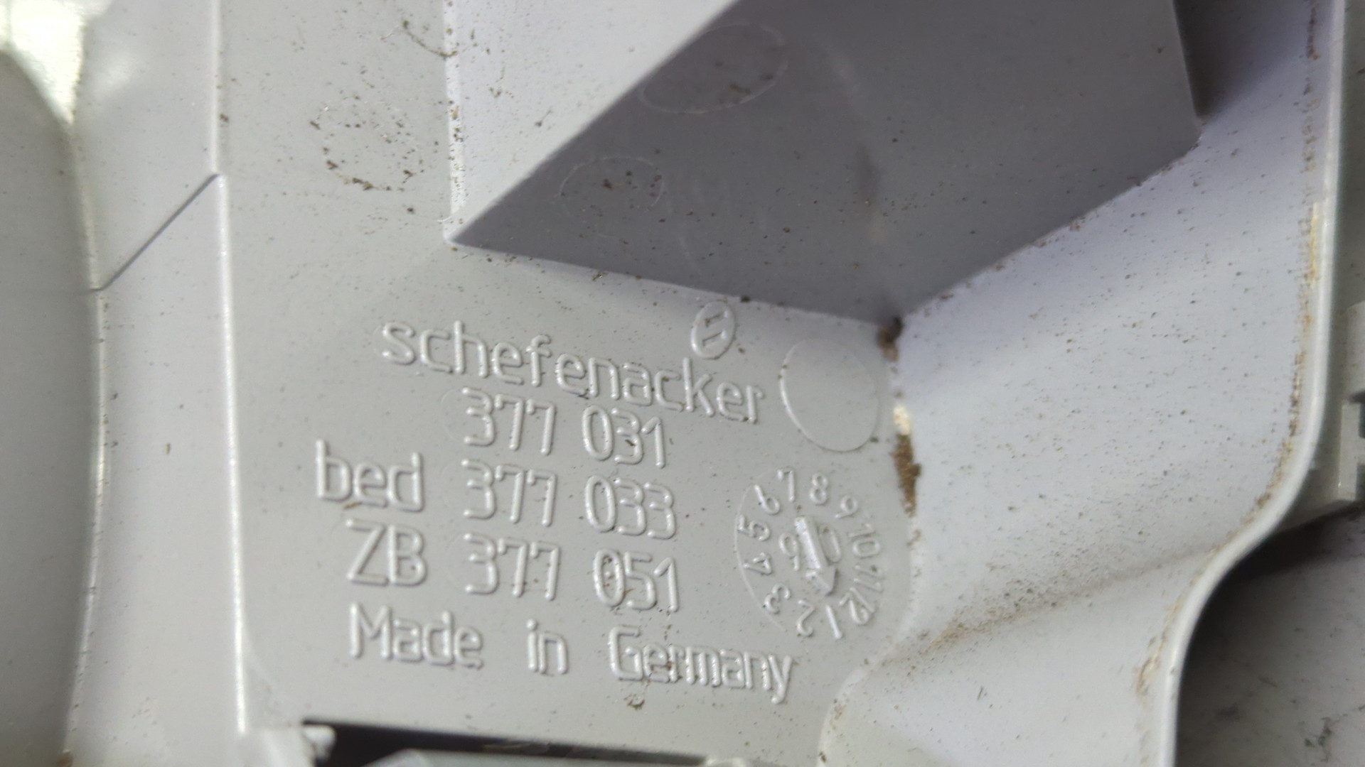 Фонарь задний левый