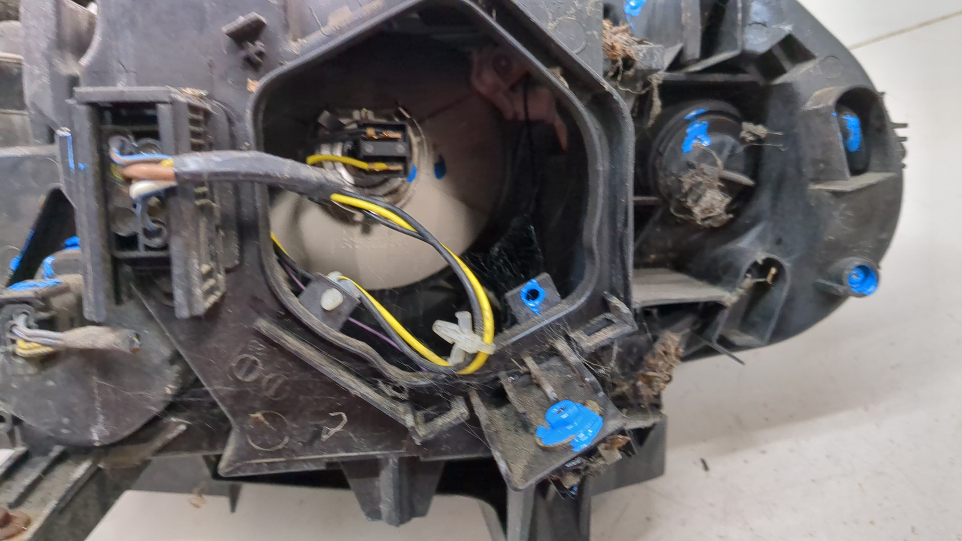 Фара правая