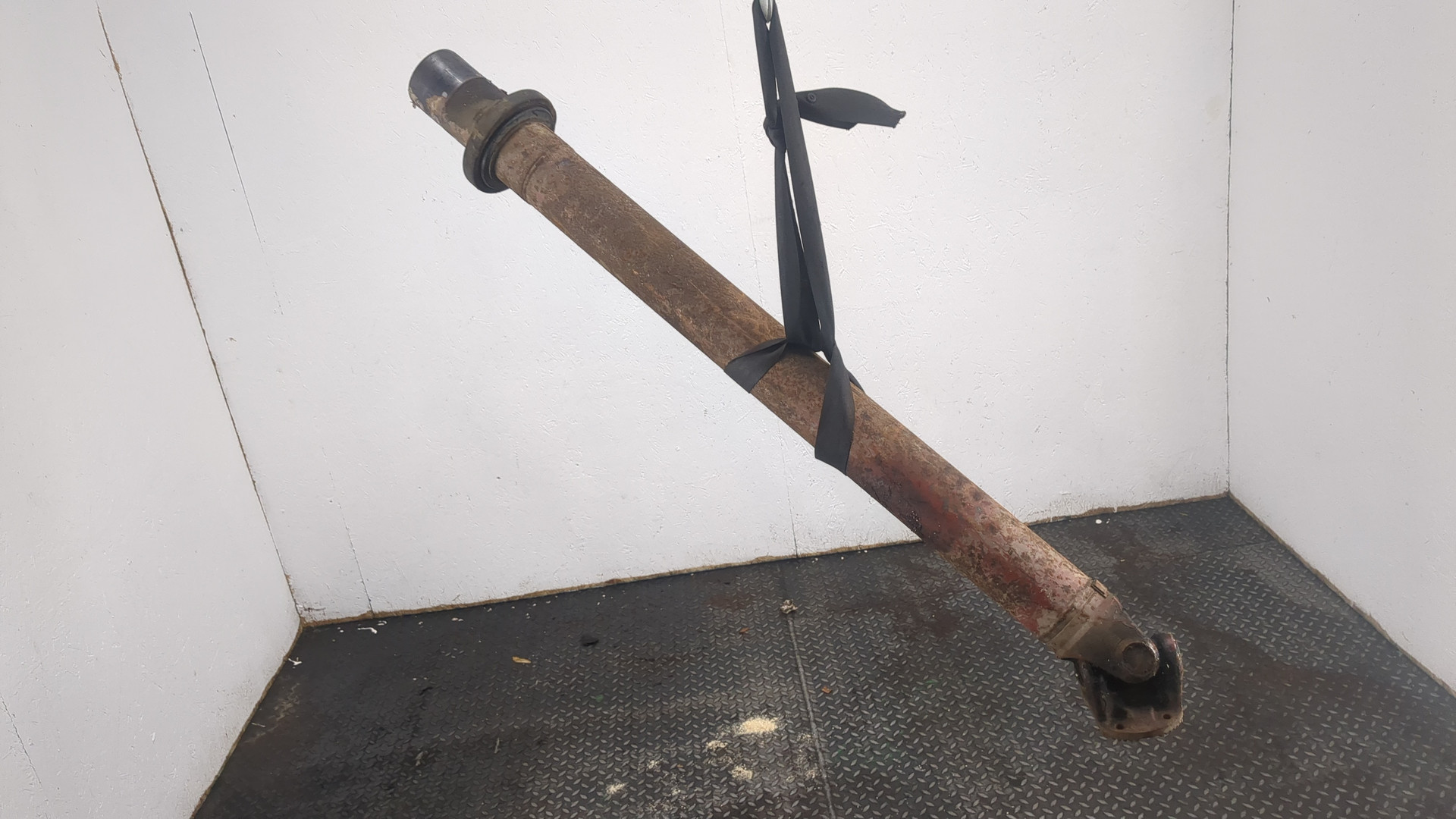 Вал карданный задний