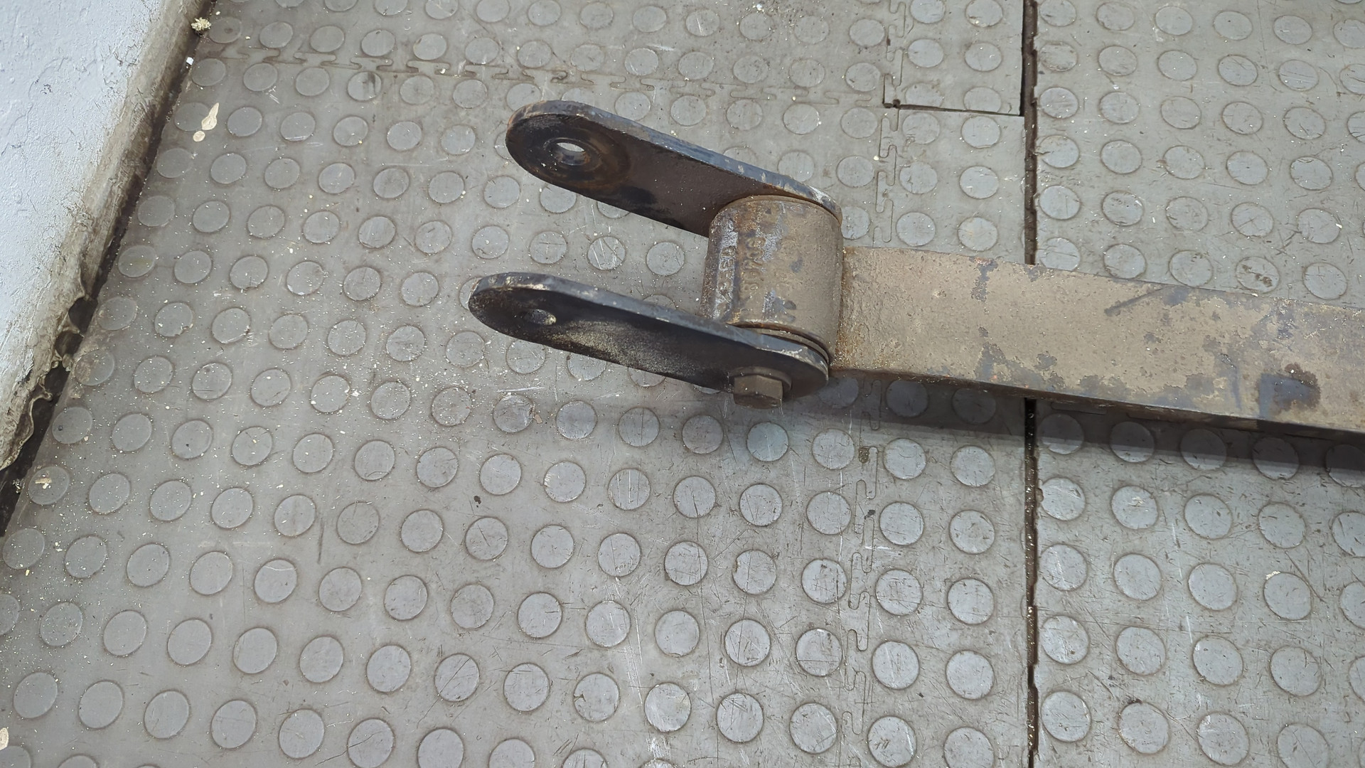 Рессора передняя