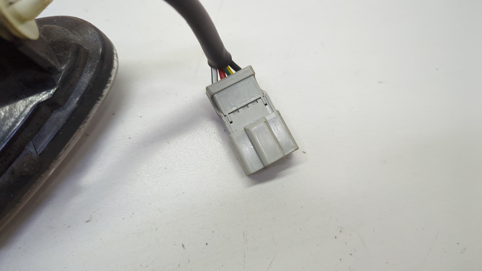 Фонарь задний левый