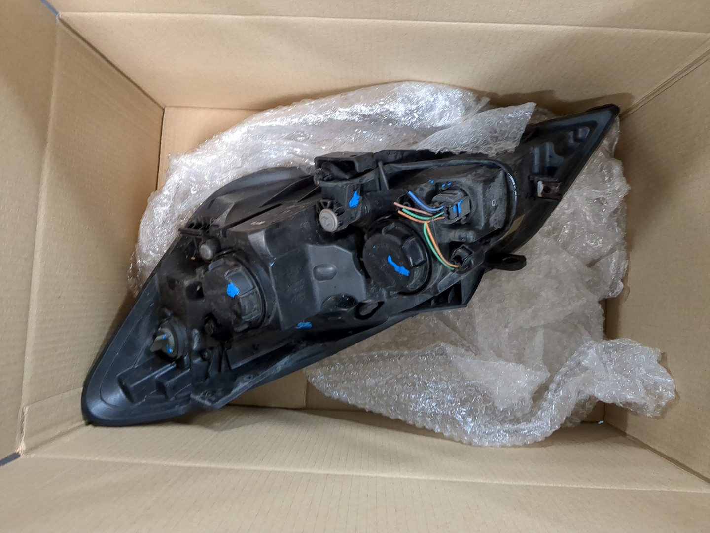 Фара правая