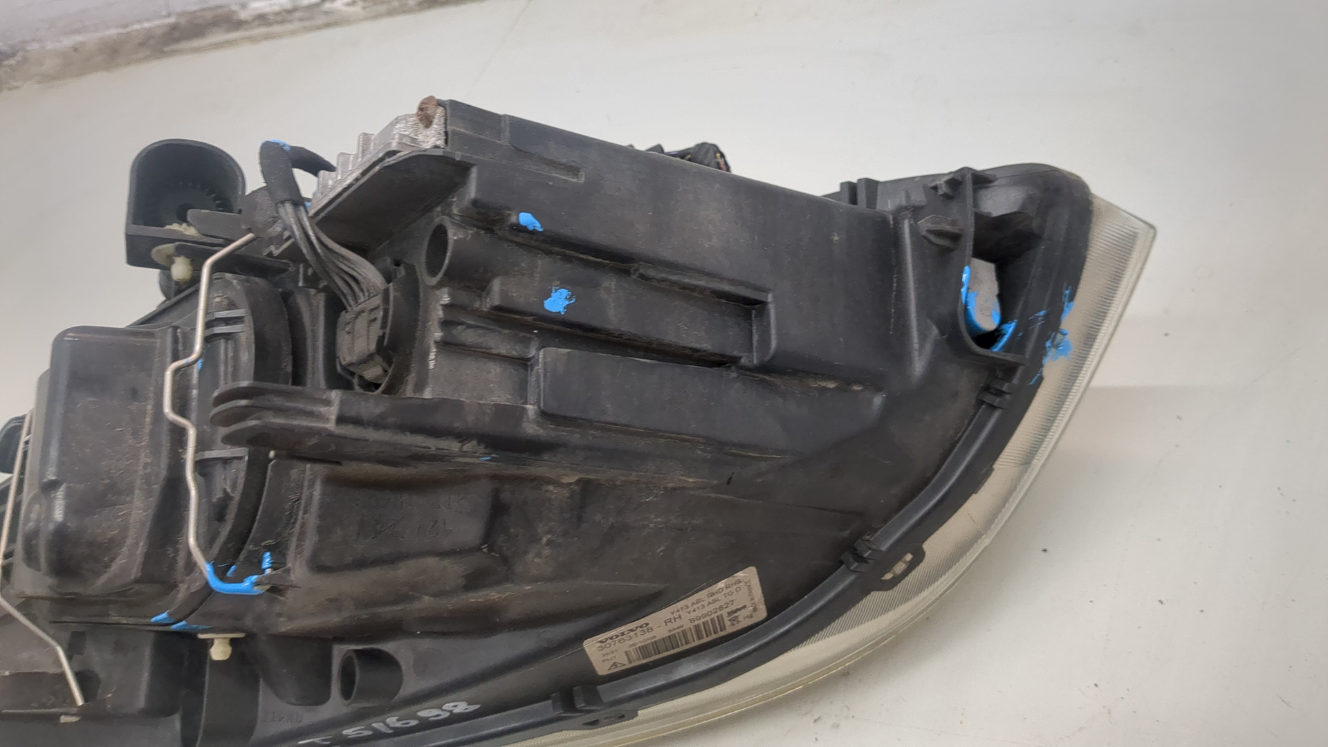 Фара правая