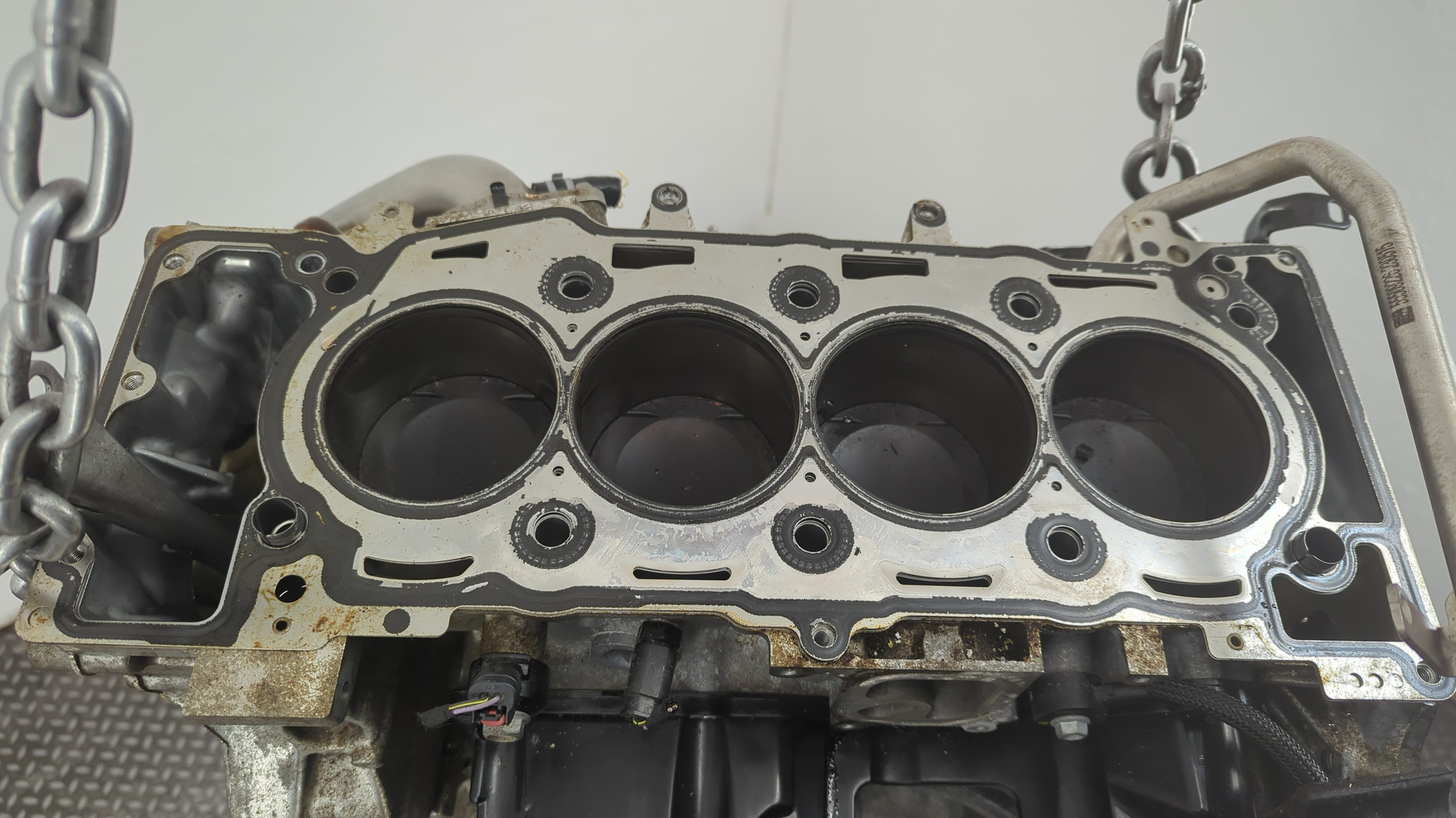 Блок двигателя