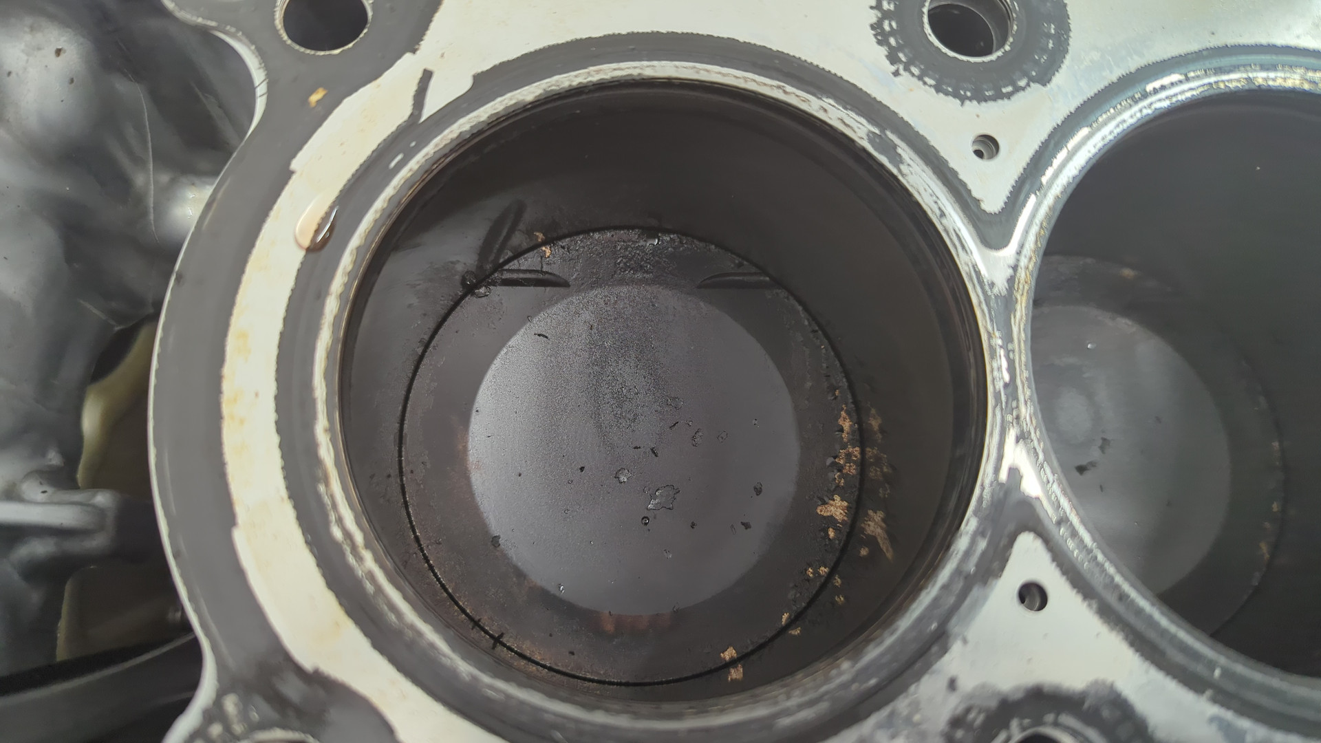 Блок двигателя