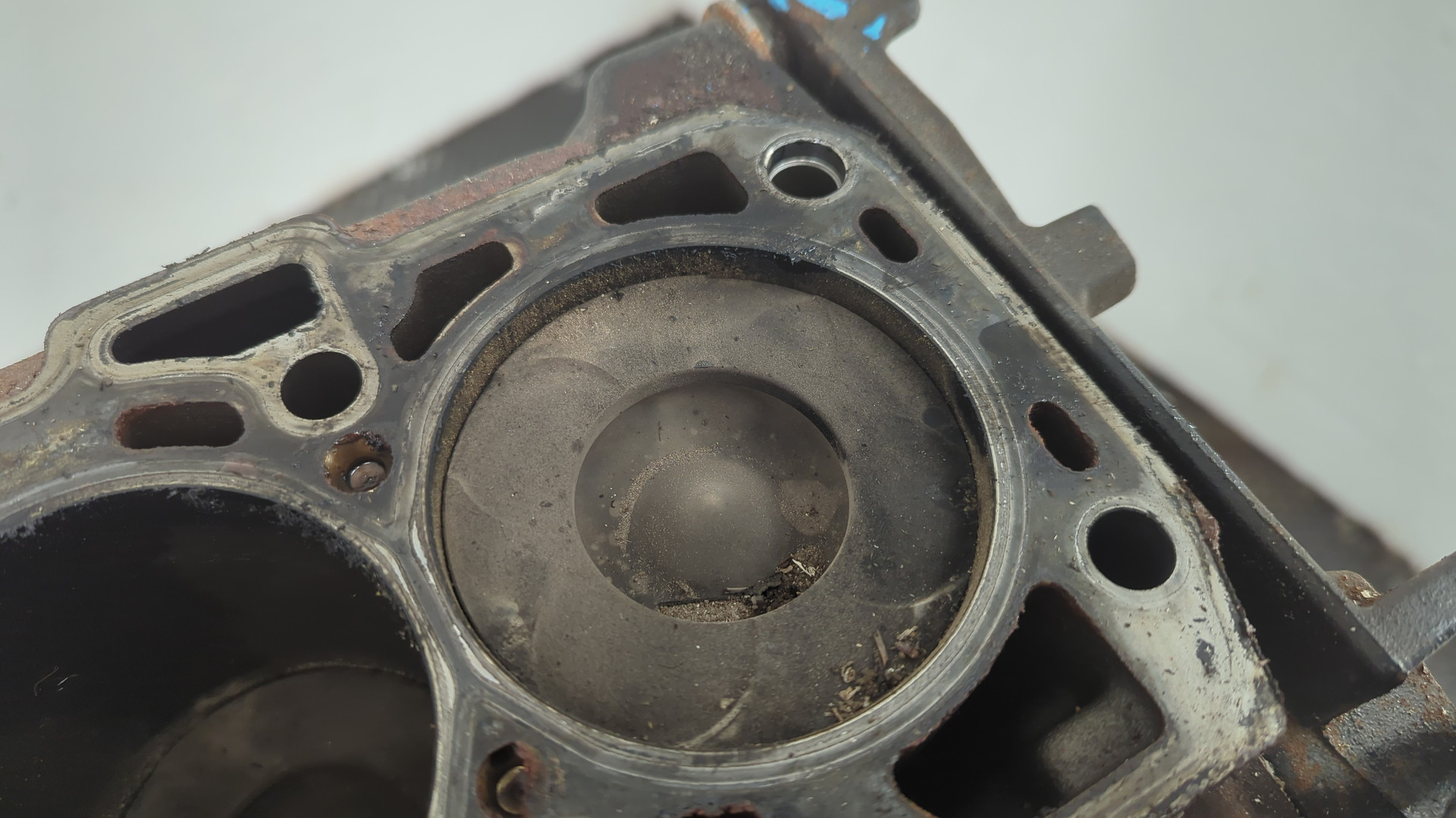 Блок двигателя