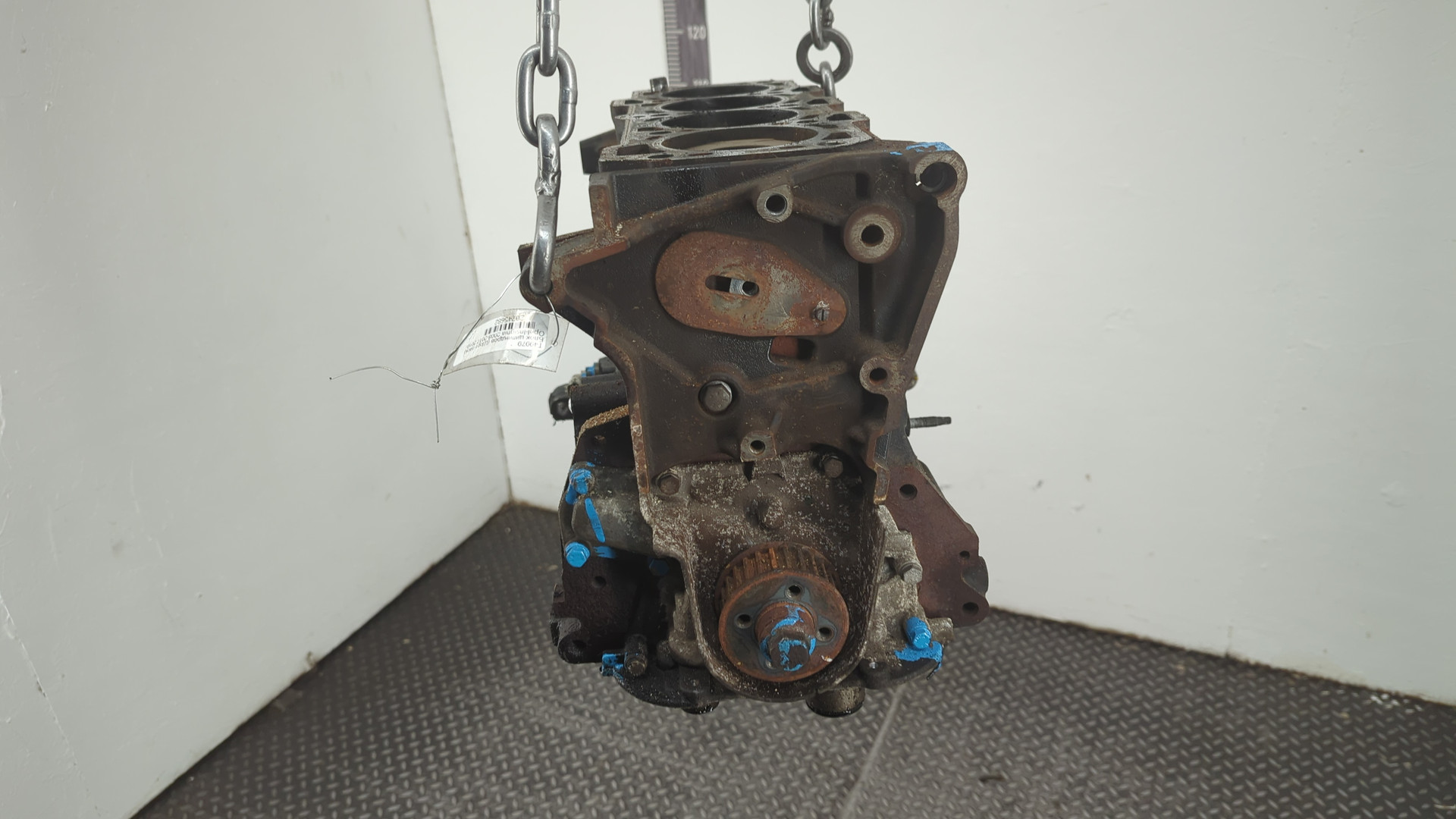 Блок двигателя