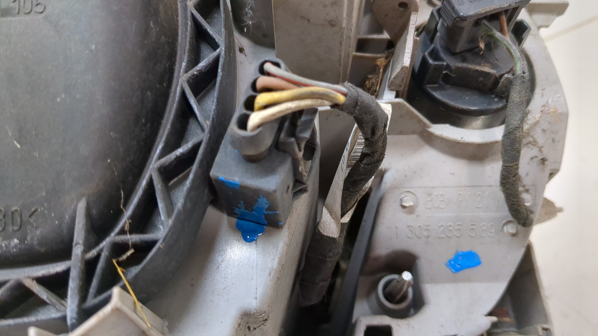 Фара правая