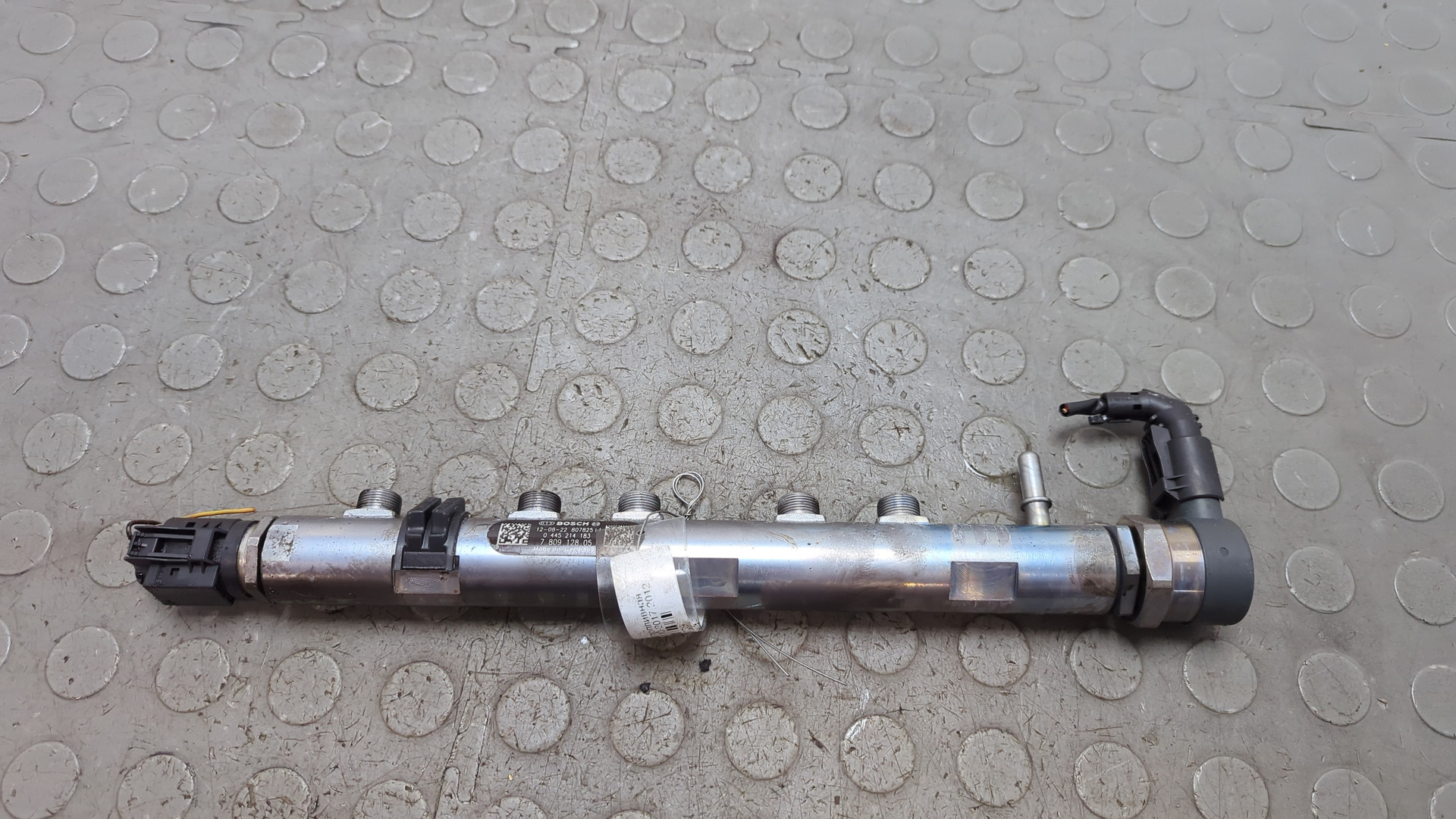 Рейка топливная (рампа)