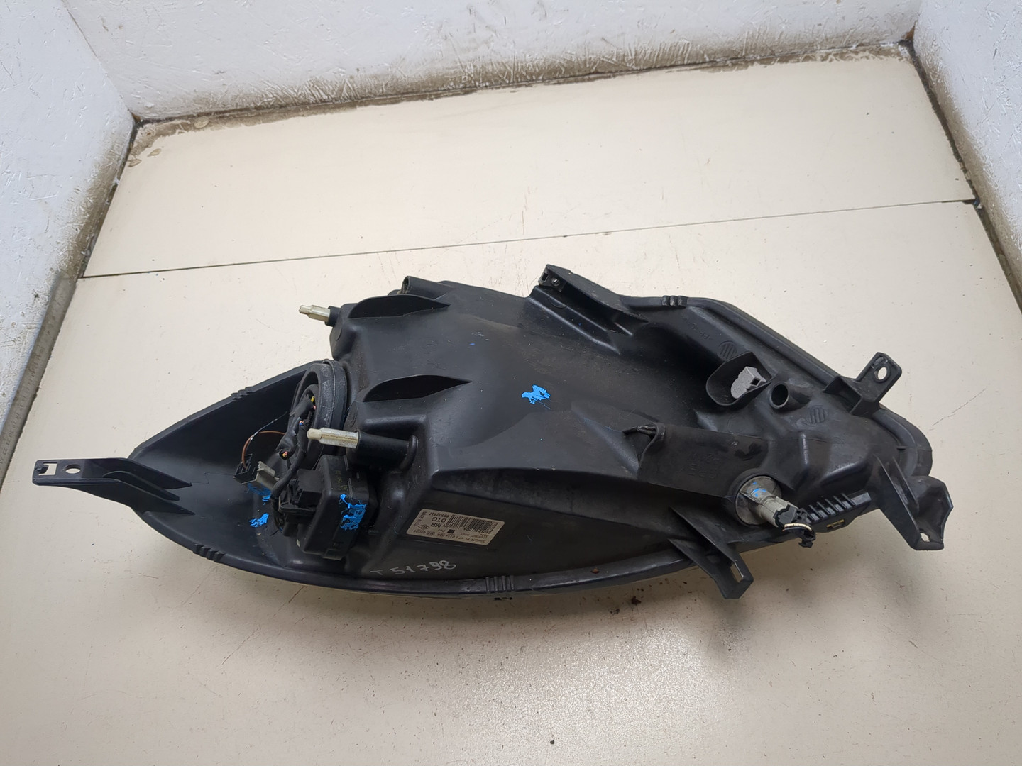 Фара правая