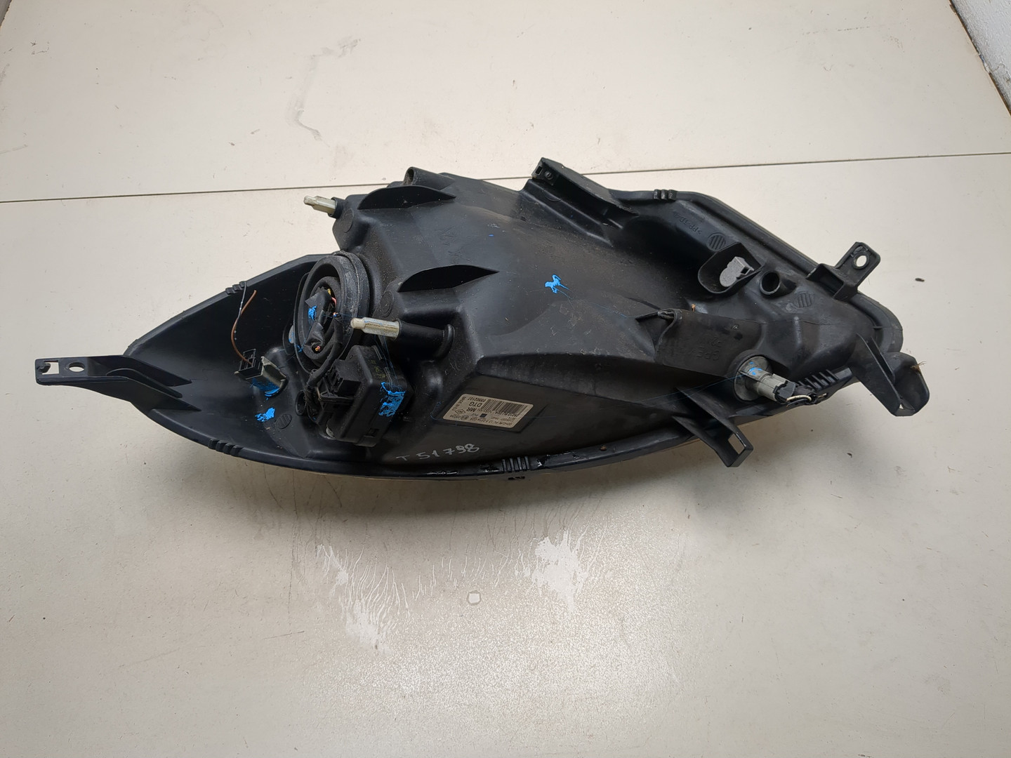 Фара правая