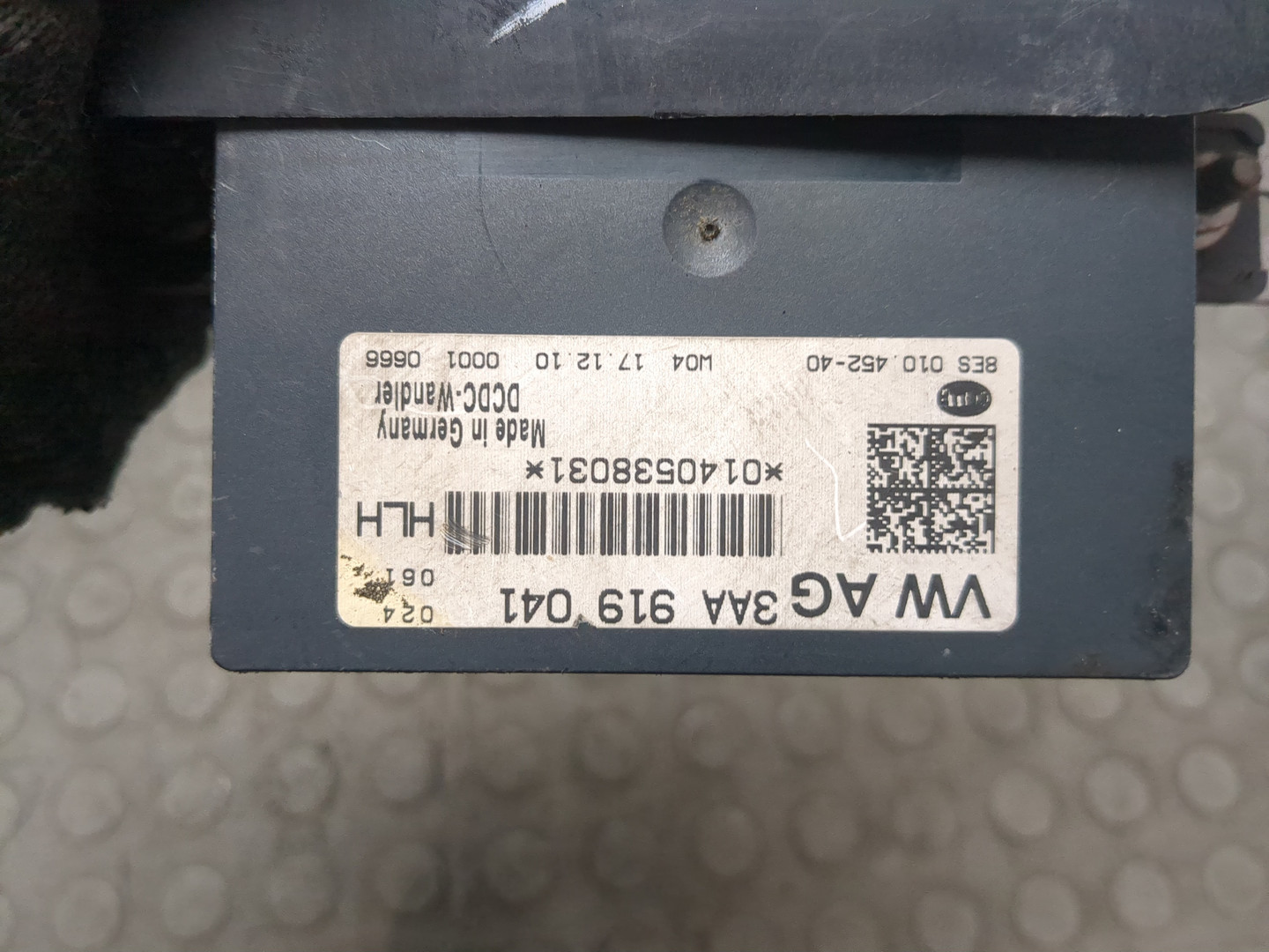 Преобразователь напряжения (адаптер)