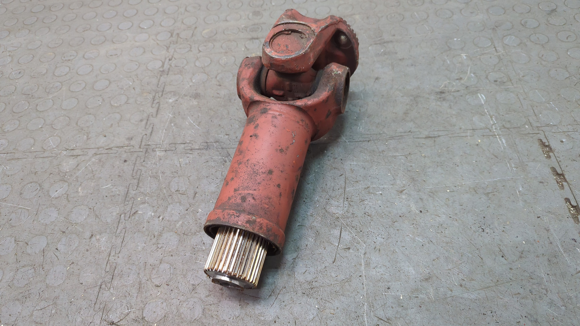 Вал карданный задний