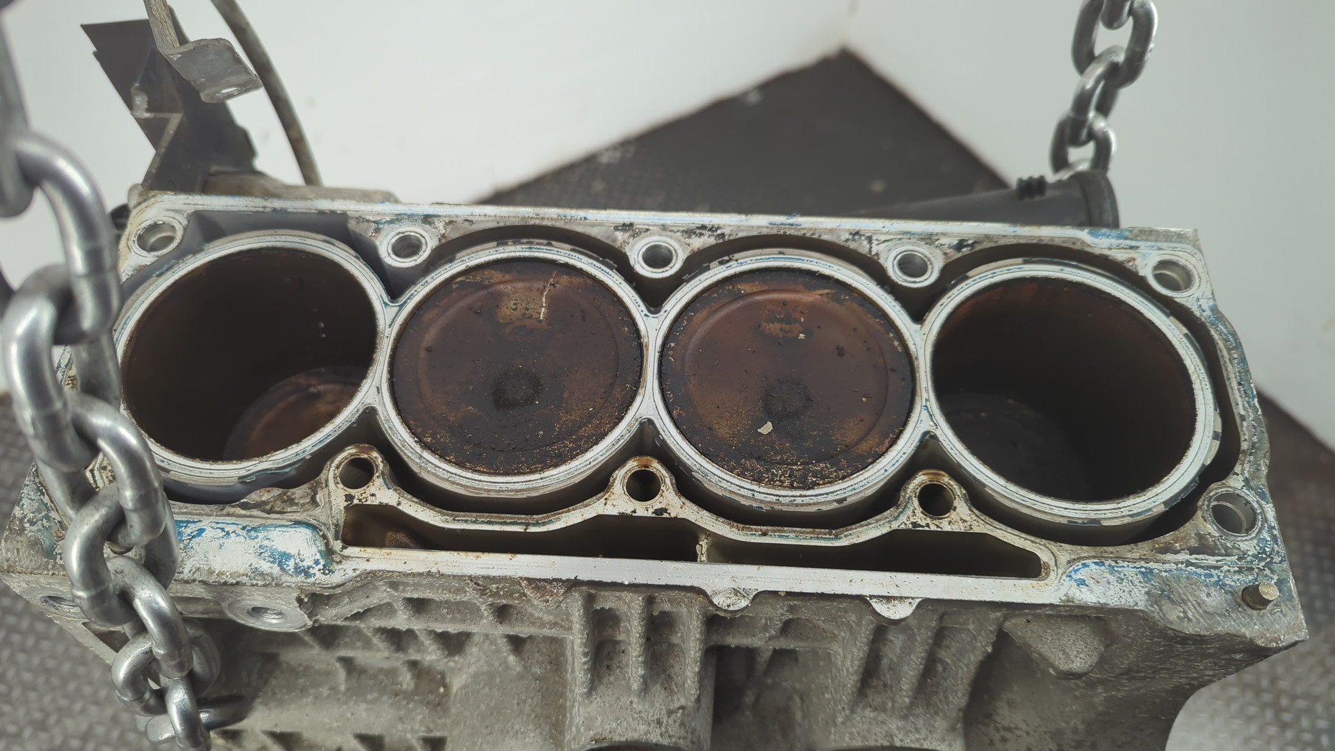 Блок двигателя