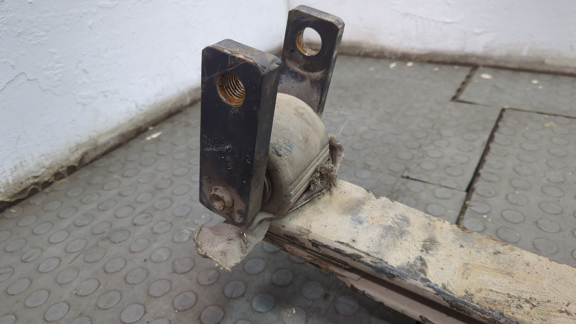 Рессора передняя