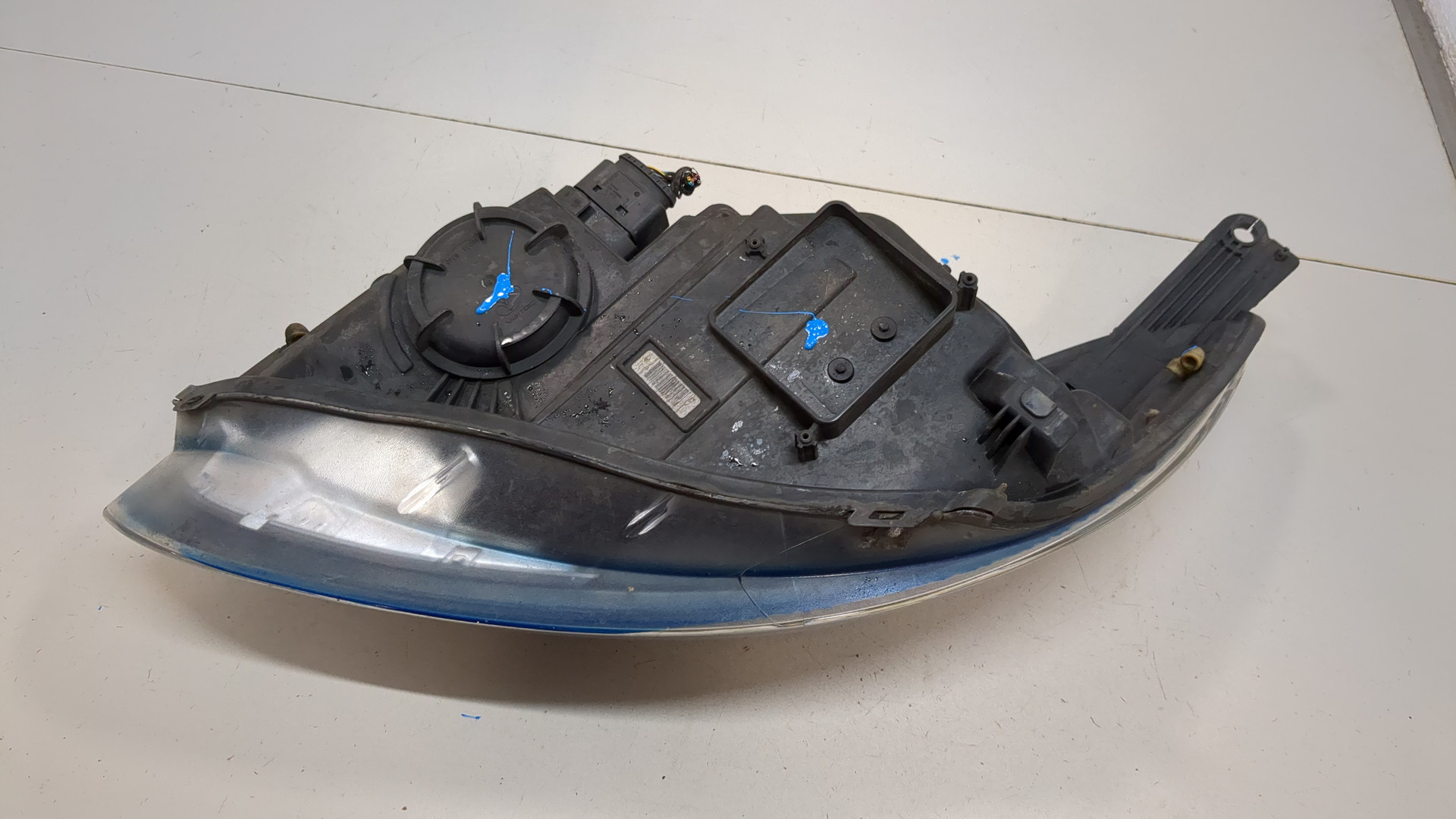 Фара правая