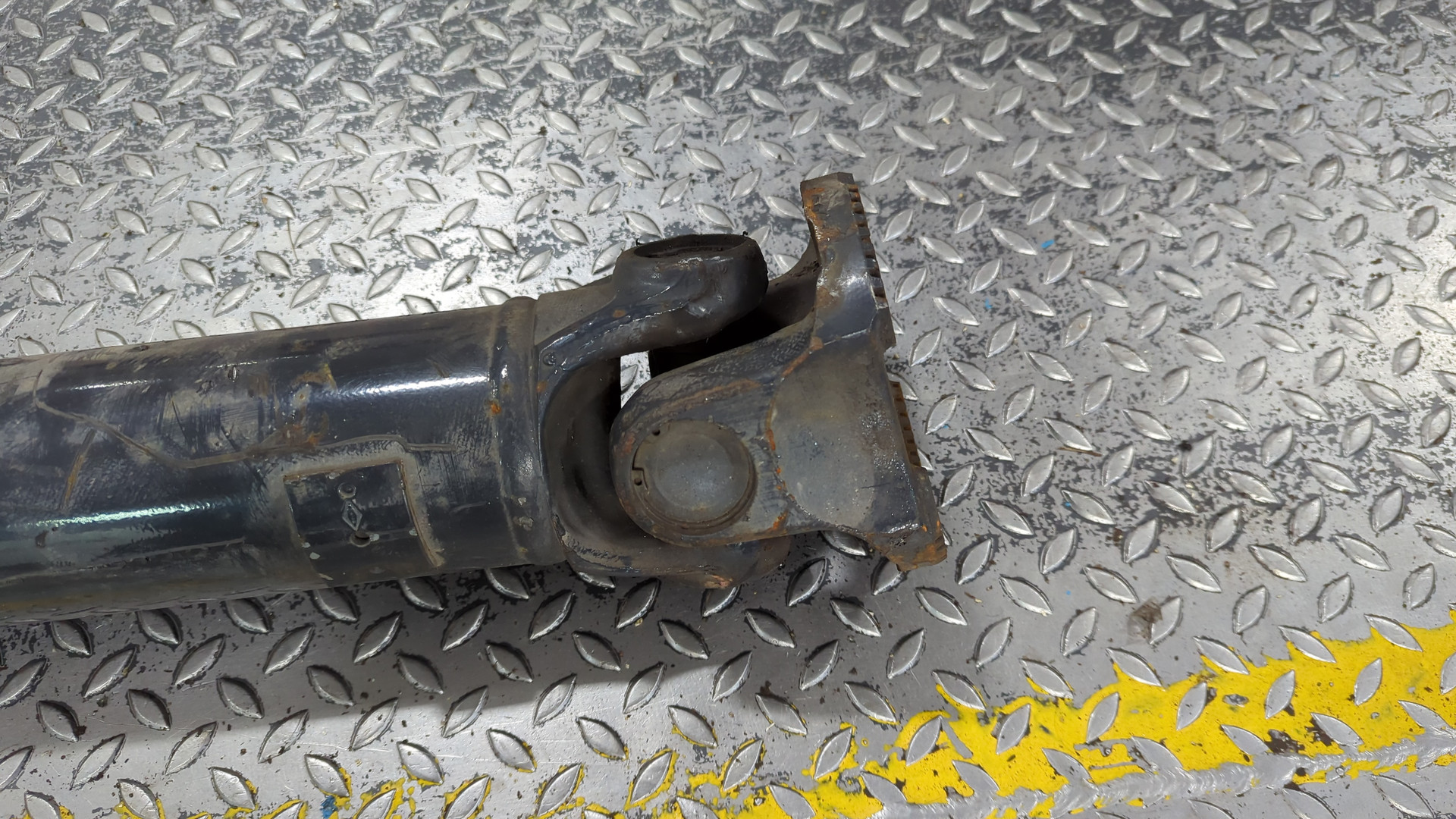 Вал карданный задний