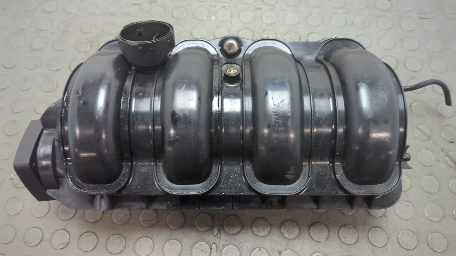 Коллектор впускной