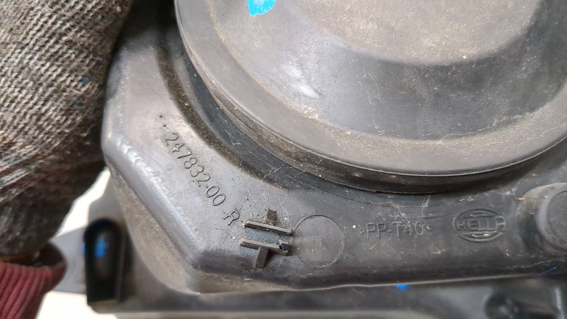 Фара правая