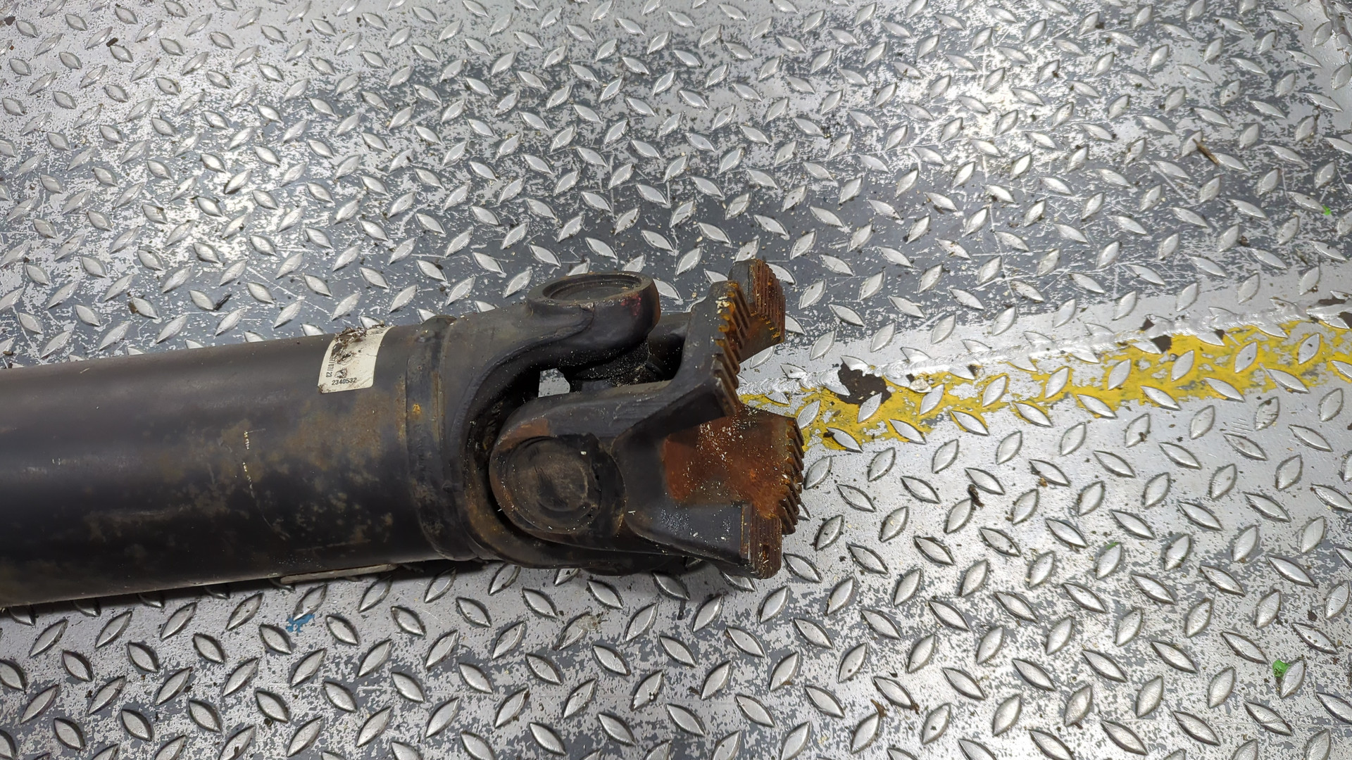 Вал карданный задний