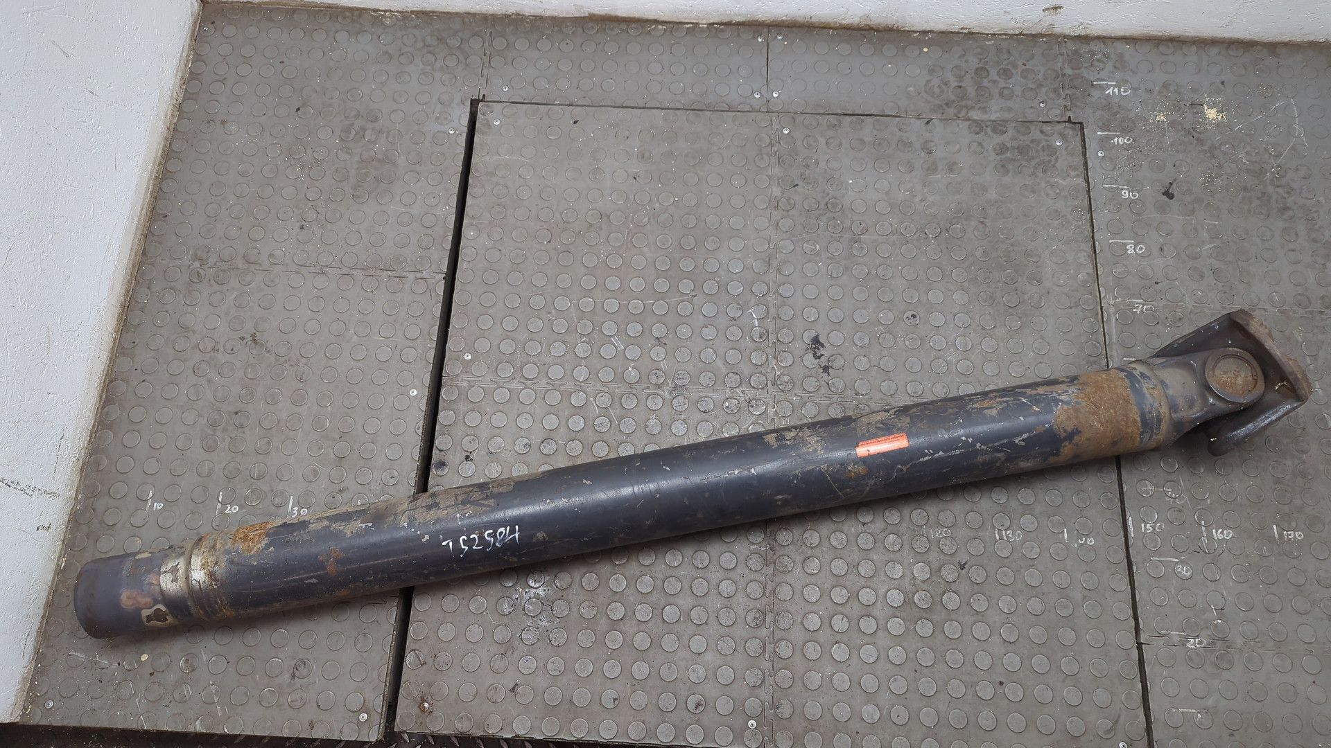 Вал карданный задний