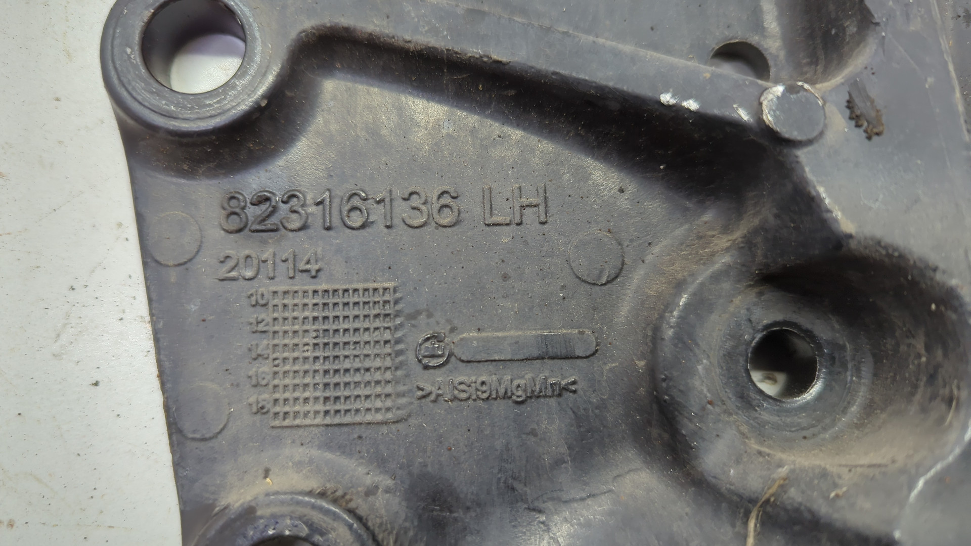 Кронштейн кабины