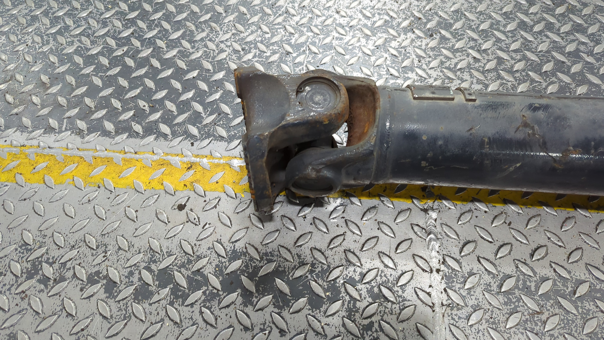 Вал карданный задний