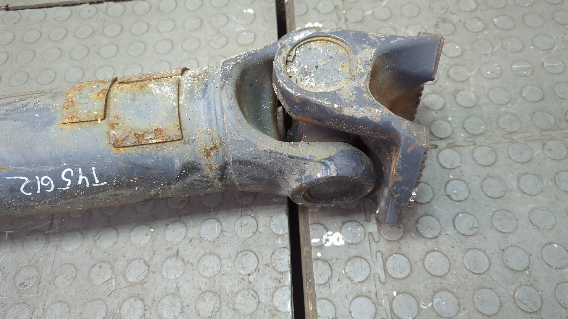 Вал карданный задний