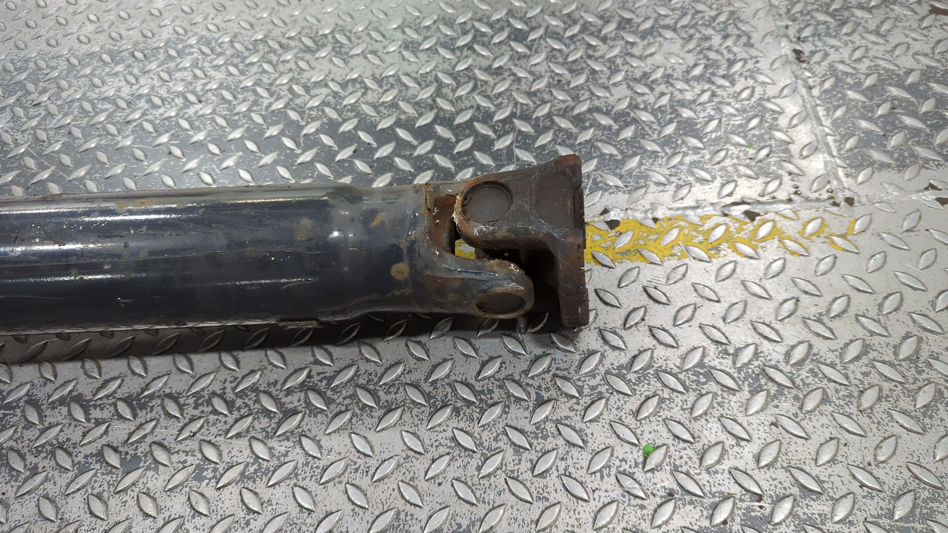 Вал карданный задний