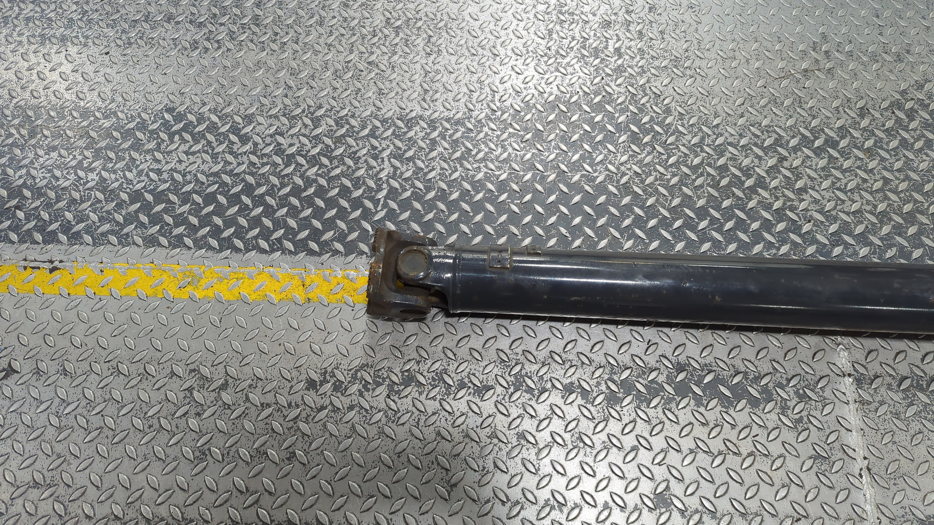 Вал карданный задний