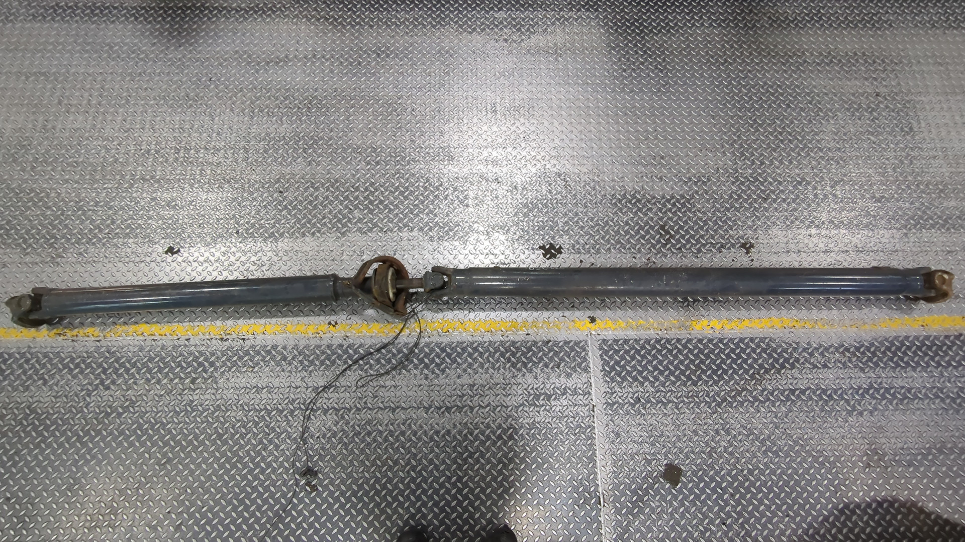 Вал карданный задний