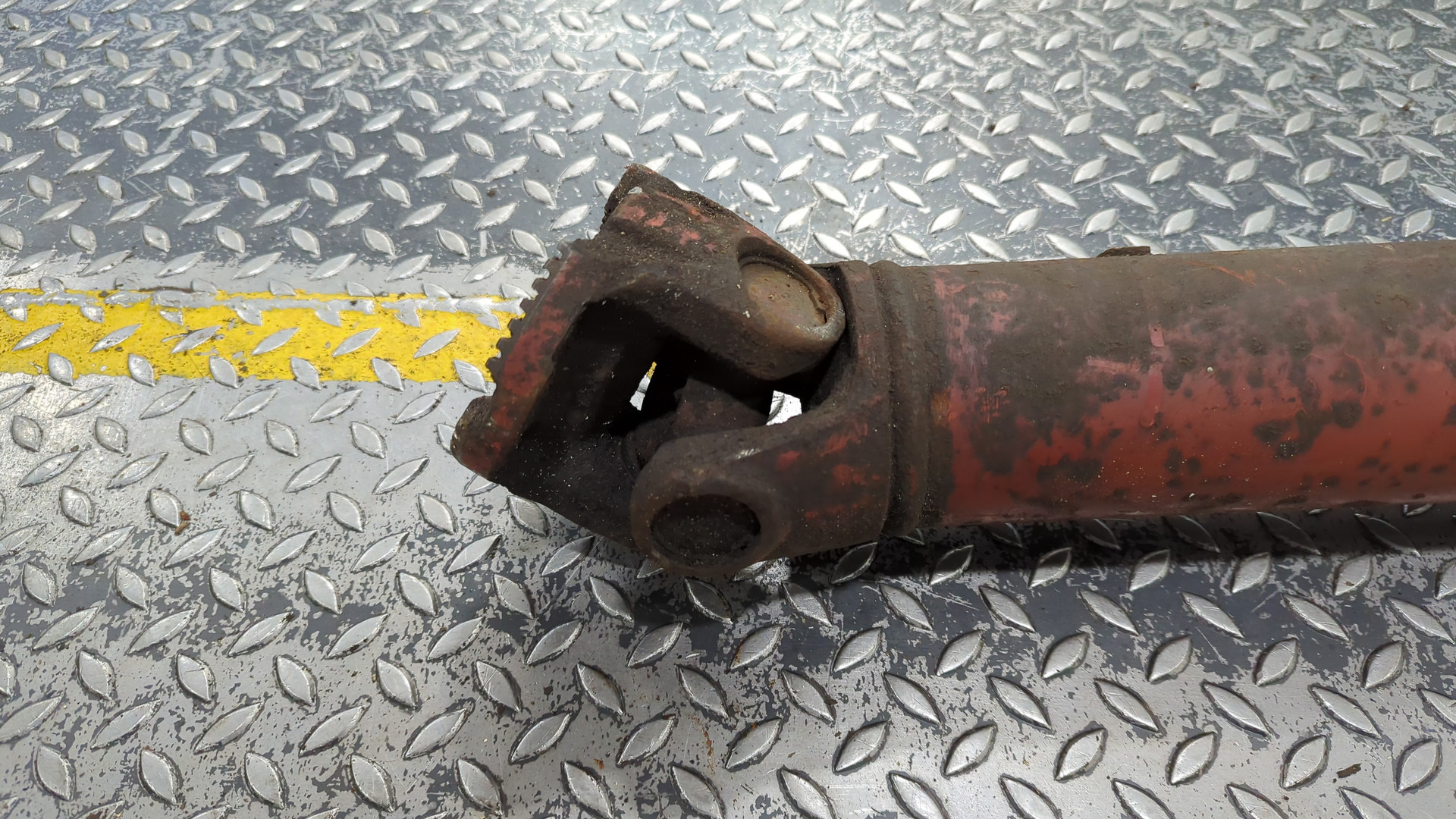 Вал карданный задний