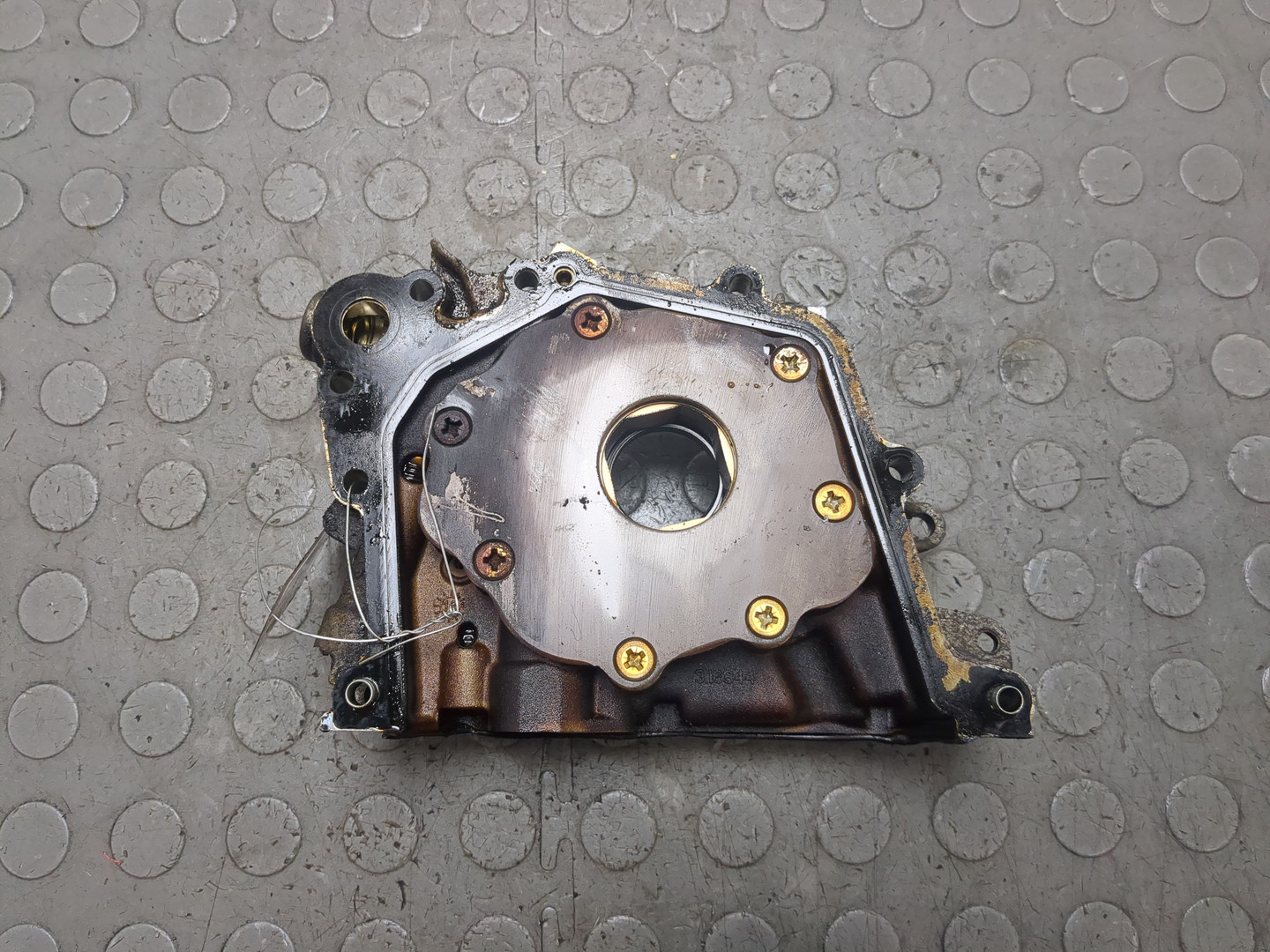 Насос масляный