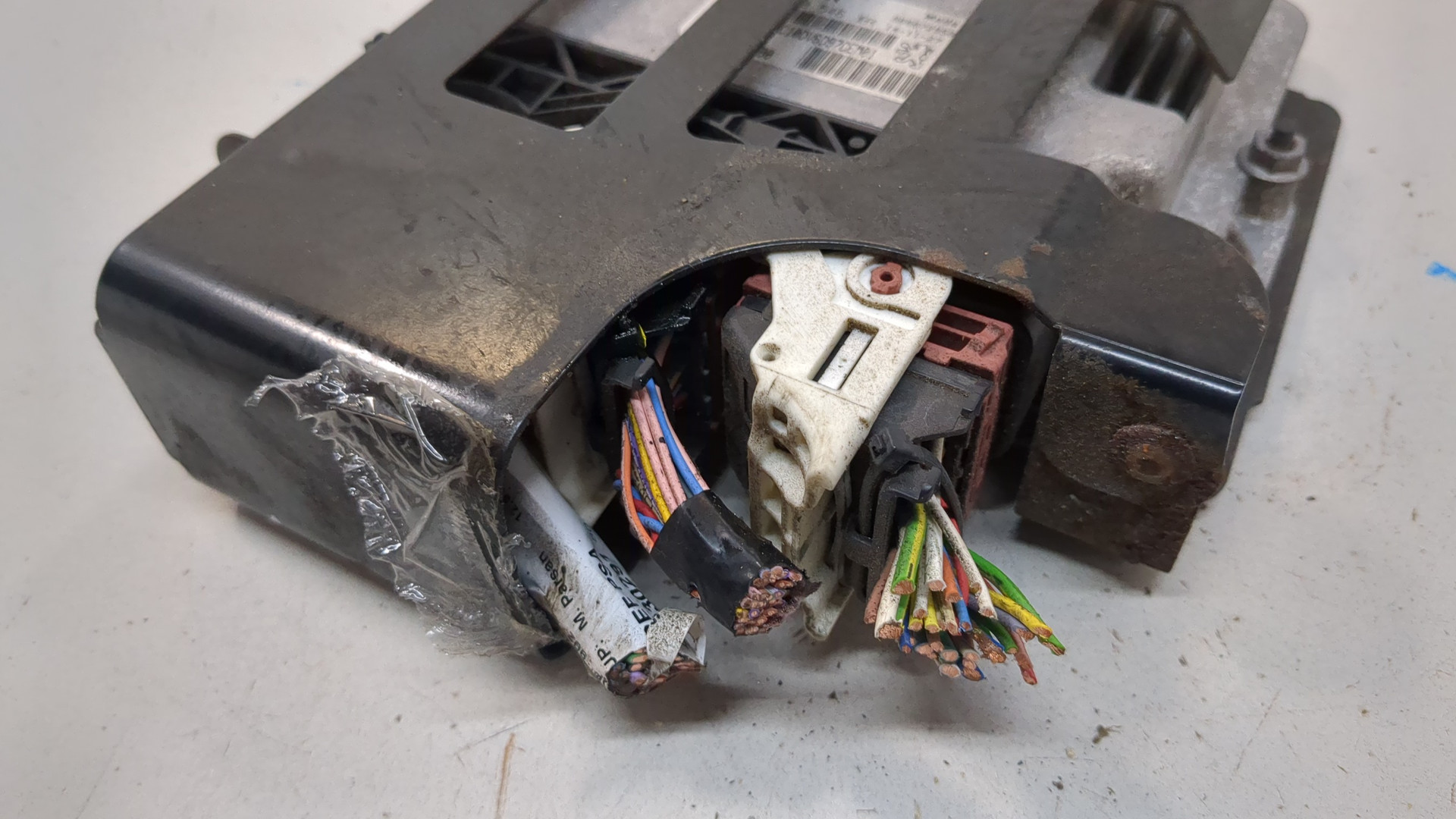 Блок управления двигателем