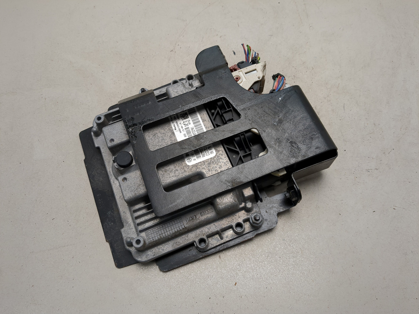 Блок управления двигателем