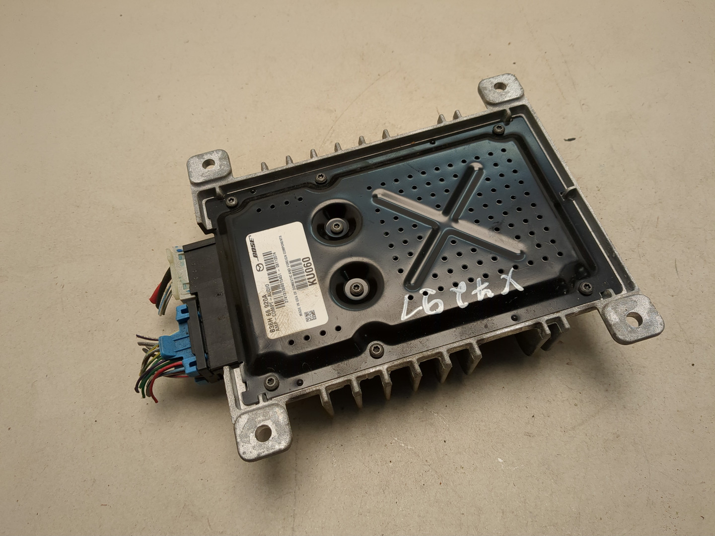 Усилитель акустической системы