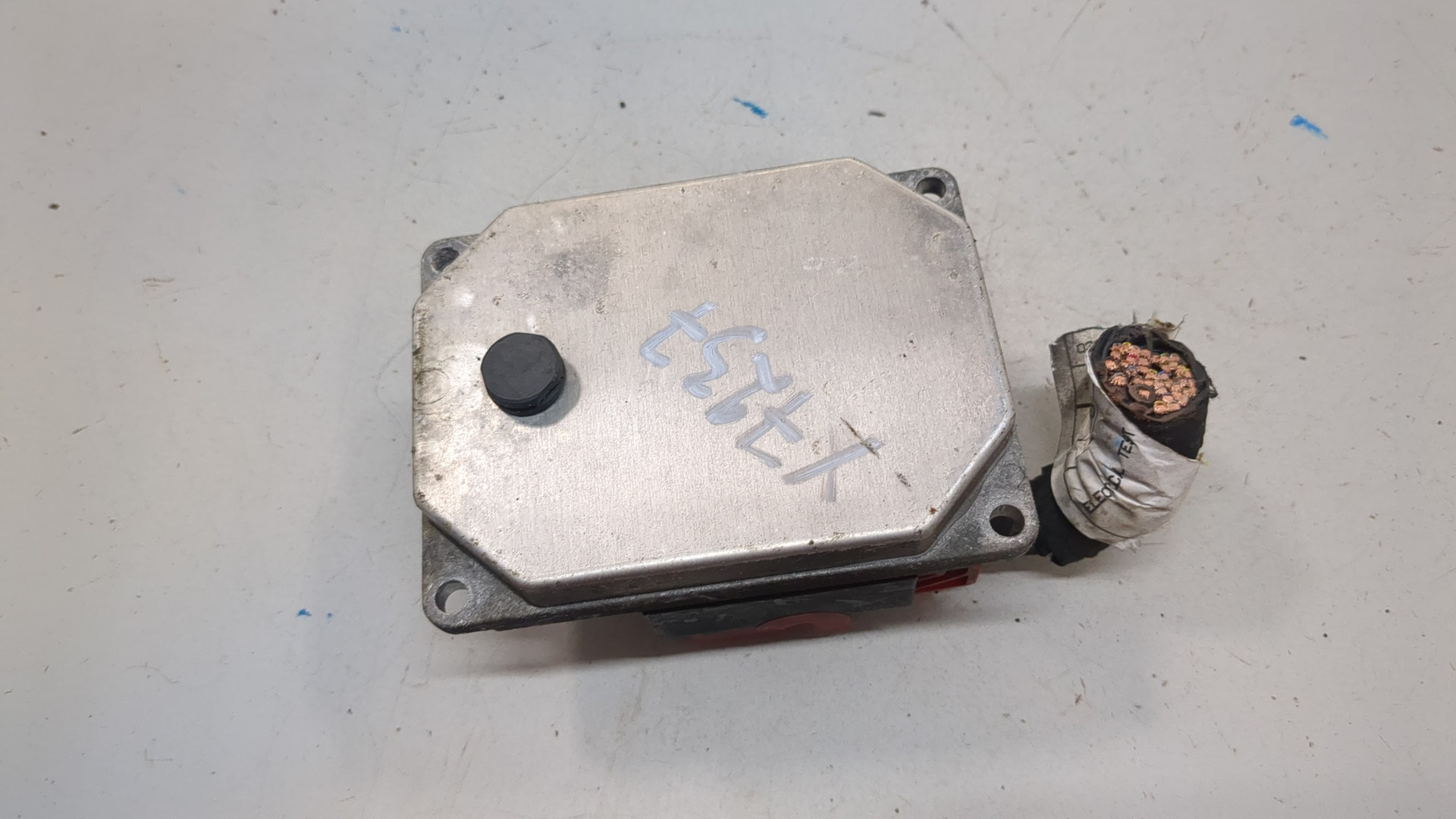 Блок управления двигателем