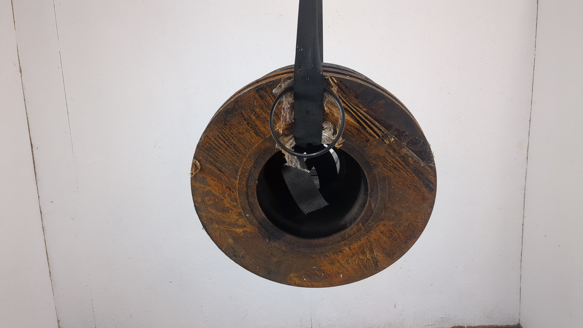 Кулак поворотный задний правый