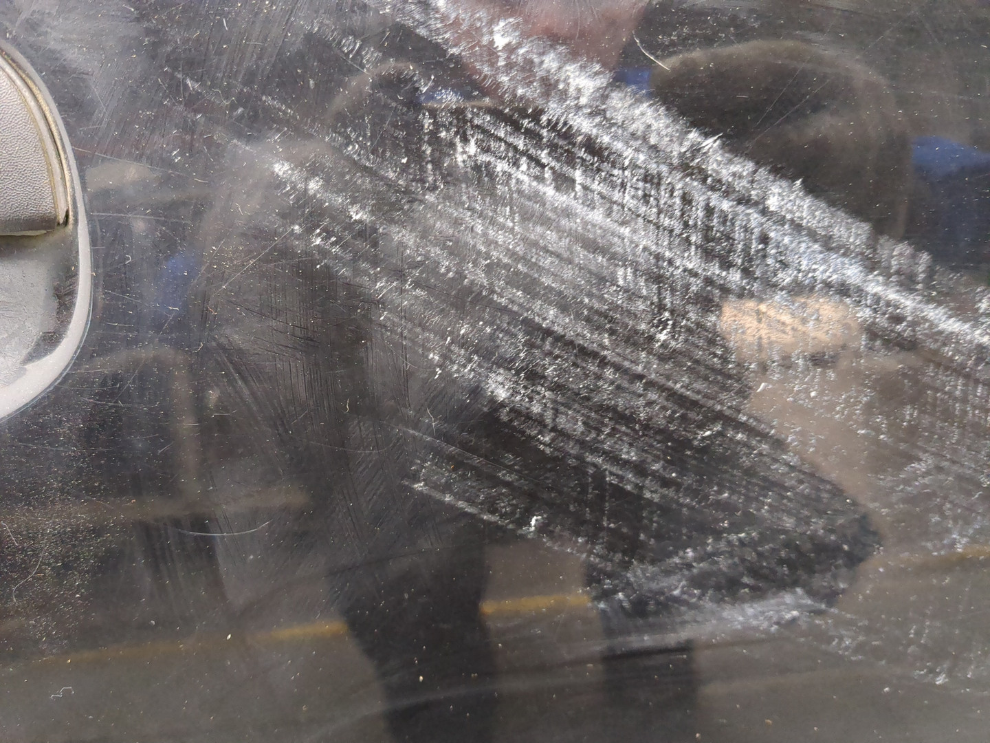 Дверь задняя правая