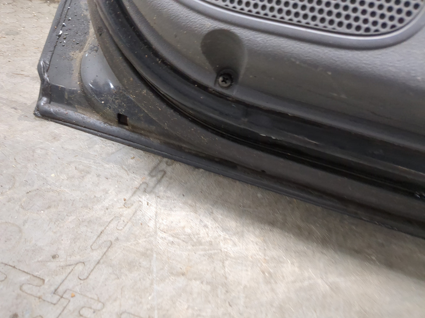 Дверь задняя правая