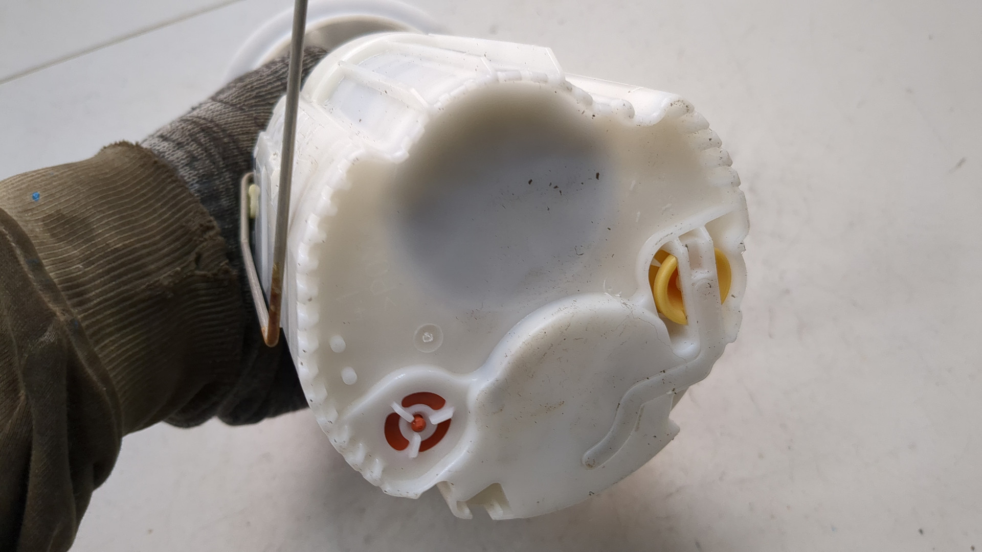 Насос топливный электрический